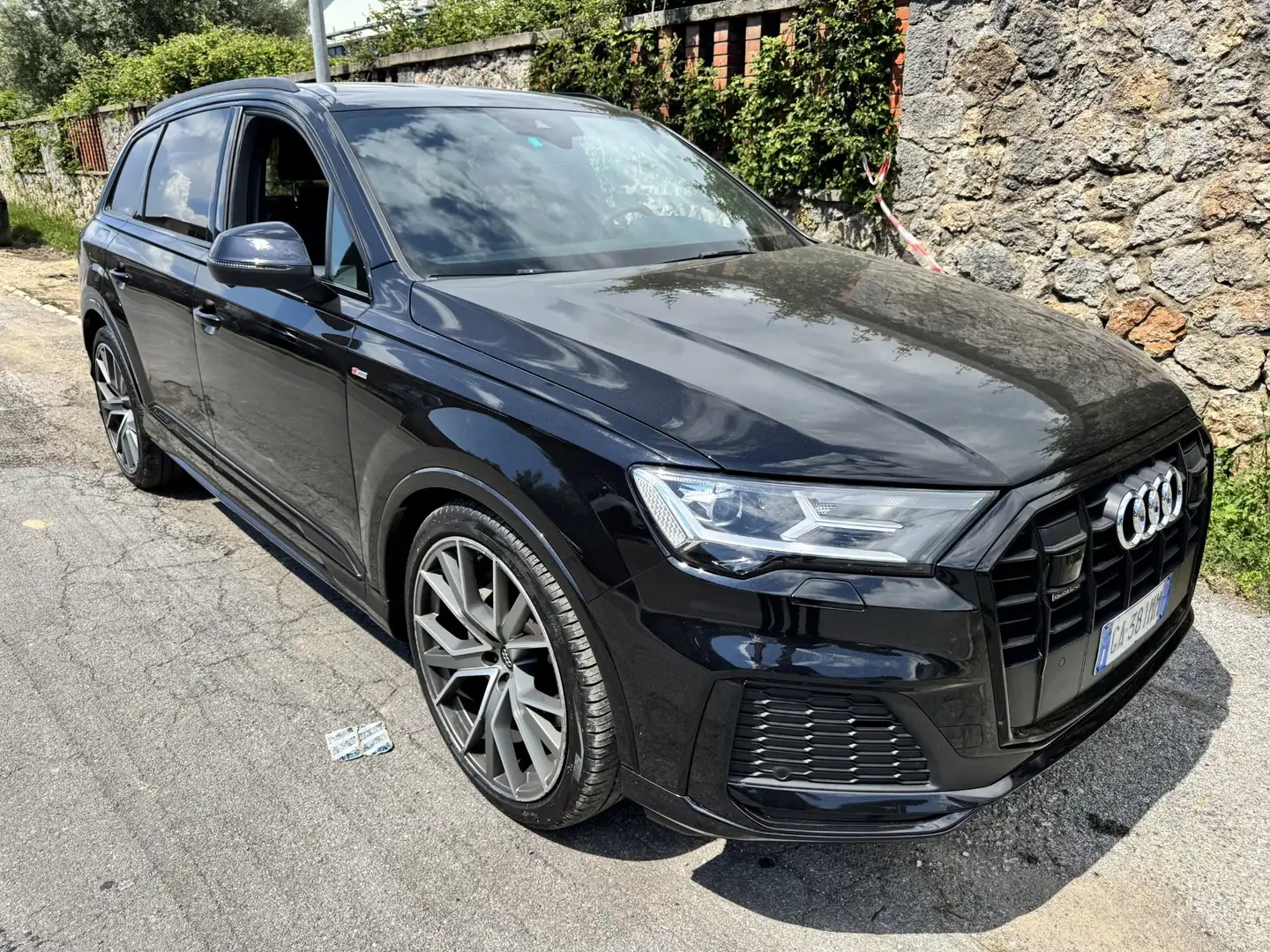 Audi Q7 50 TDI S Line - Quattro - Diesel  Automatic 286 hp - 1