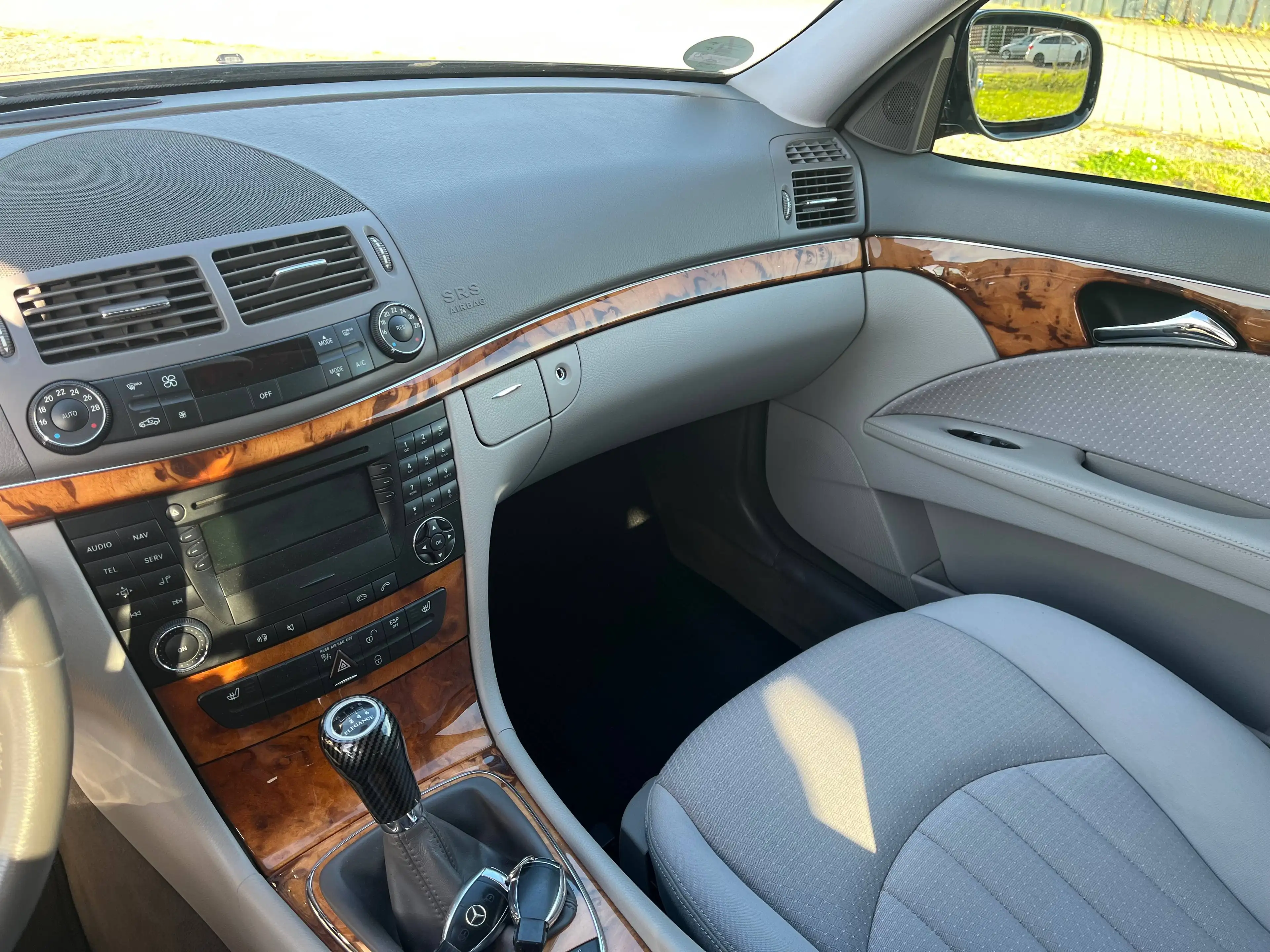 Mercedes-Benz E 200 T Kompressor Elegance 12.2007, TÜV 10.2027, TOP-Zust. — photo 17