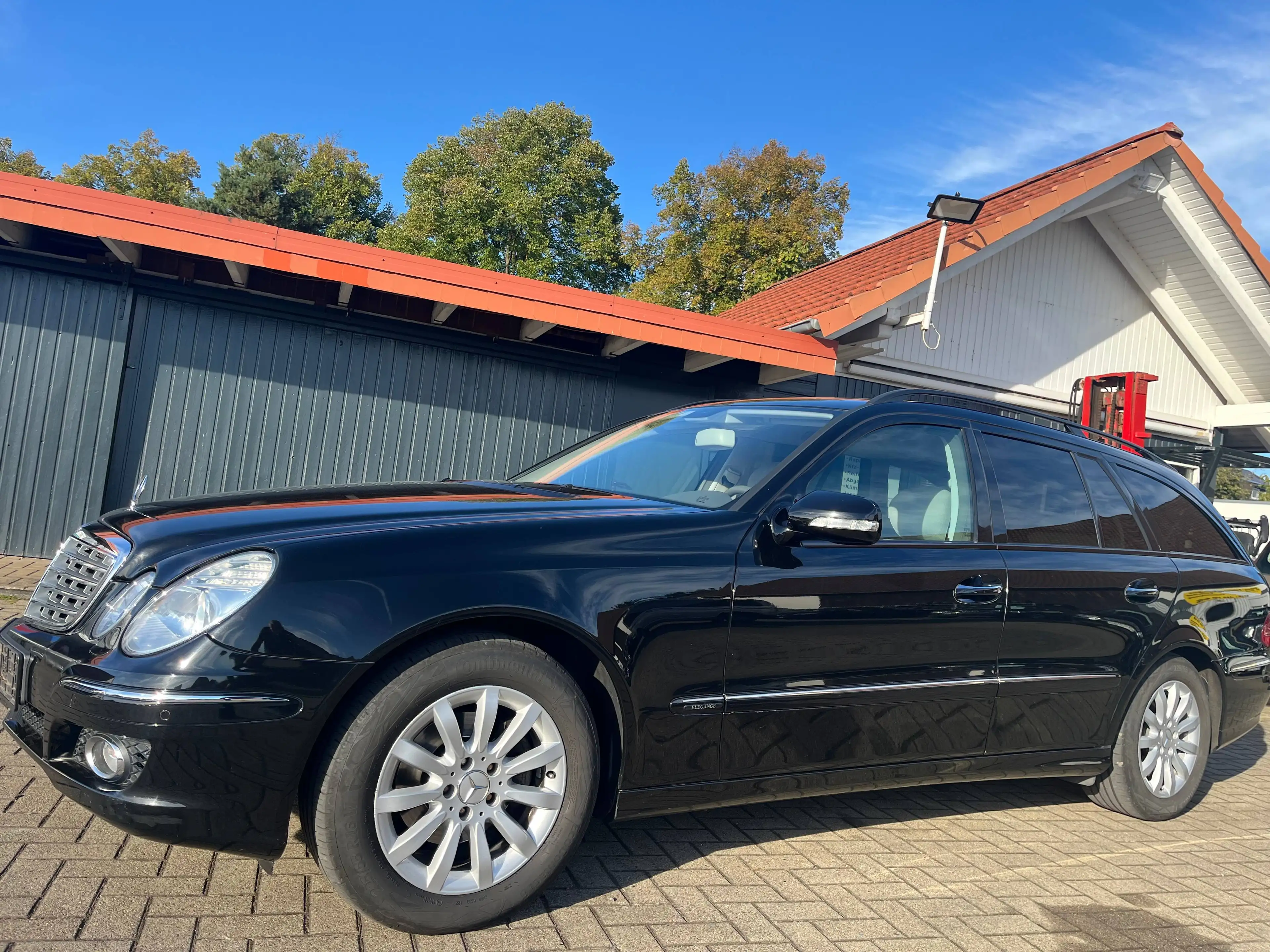 Mercedes-Benz E 200 T Kompressor Elegance 12.2007, TÜV 10.2027, TOP-Zust.