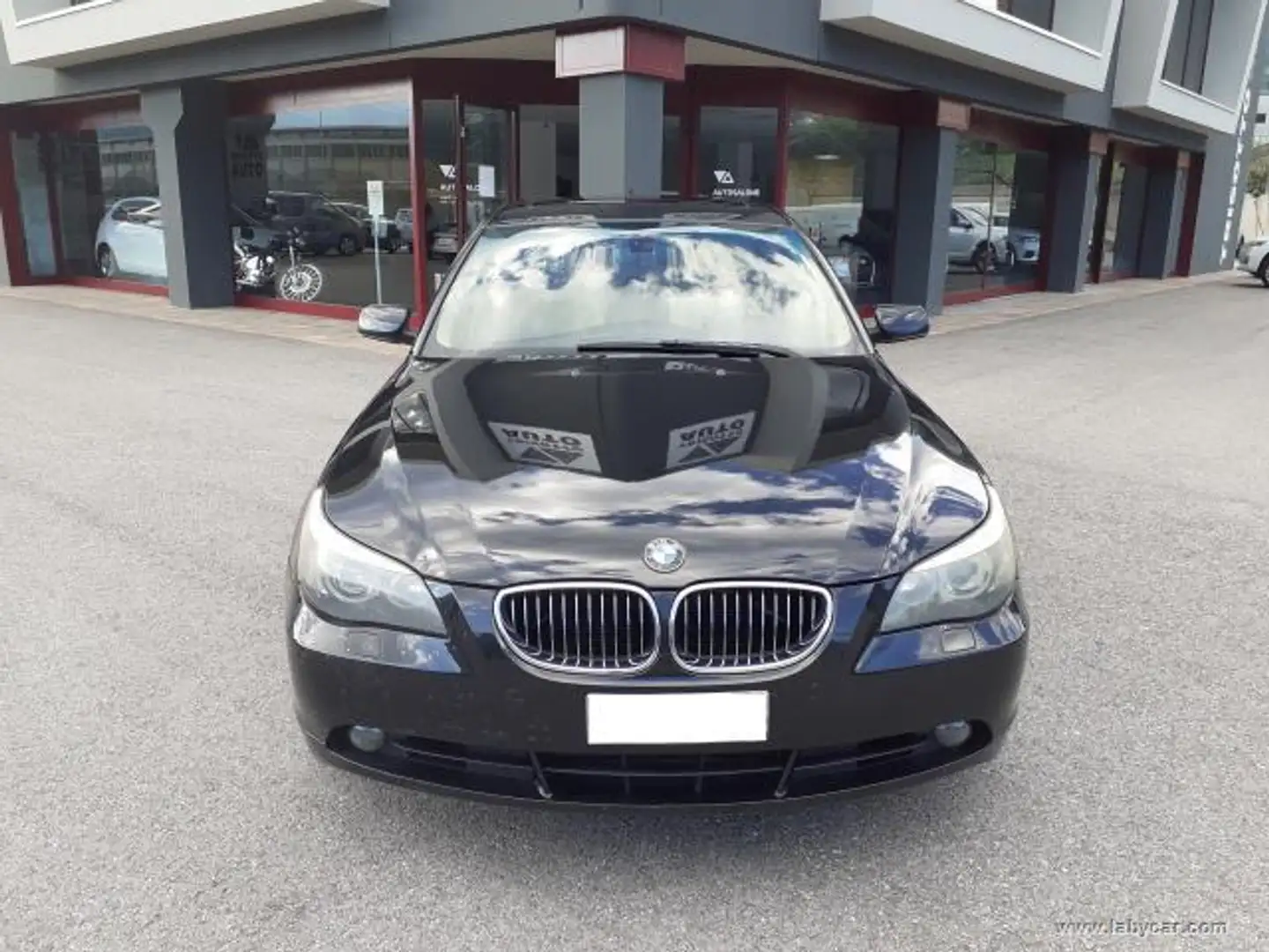 BMW 530 530xd Touring Attiva Nero - 2