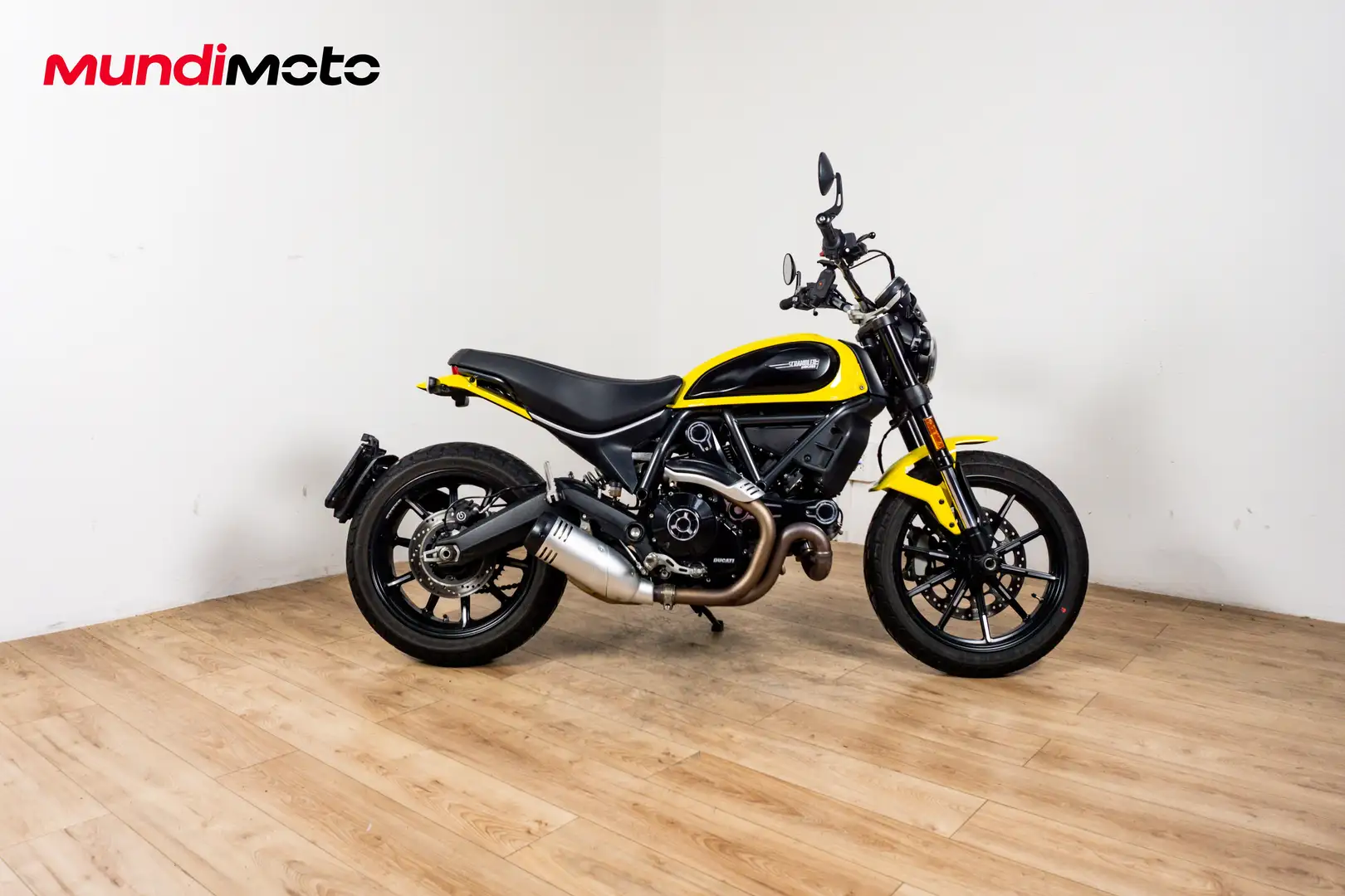 Ducati Scrambler - 1