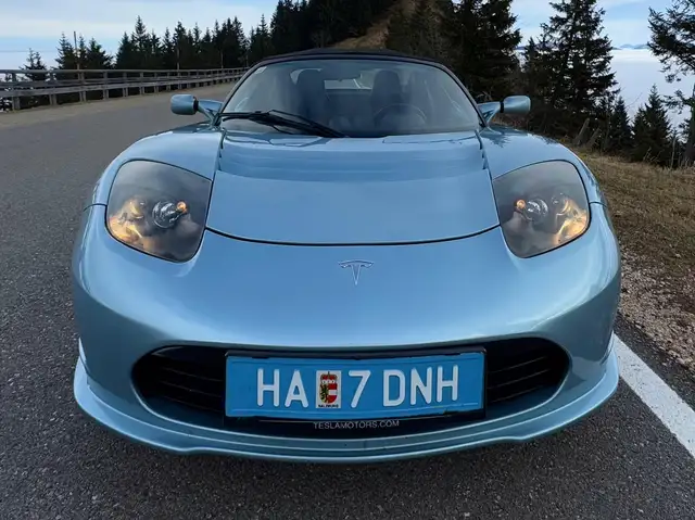 Tesla Roadster Roadster Sport 2,5 56kWh Sport Remus-Soundmodul Ansicht 4