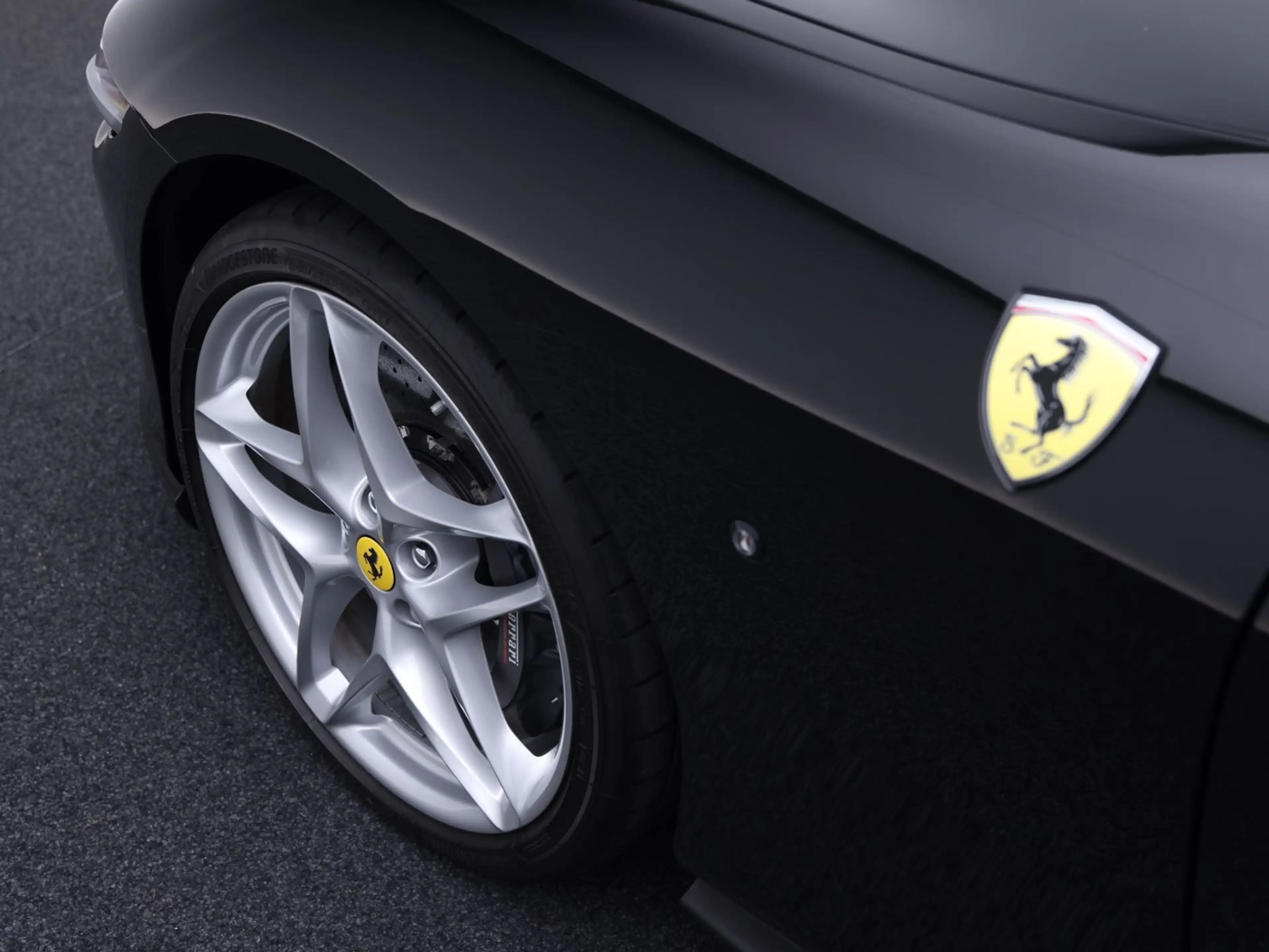 Ferrari Roma Spider   ***Ferrari Frankfurt*** — photo 13