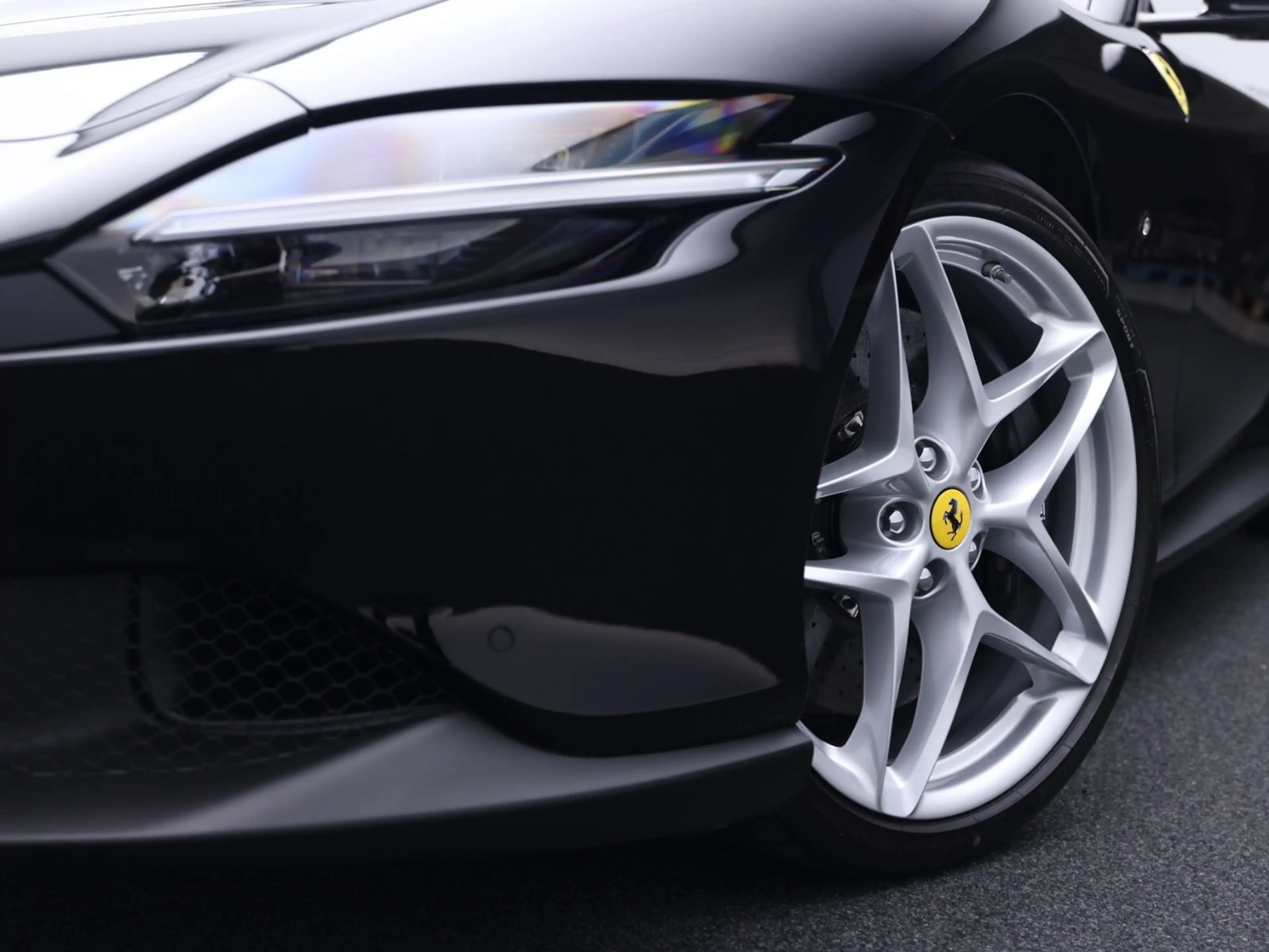 Ferrari Roma Spider   ***Ferrari Frankfurt*** — photo 14