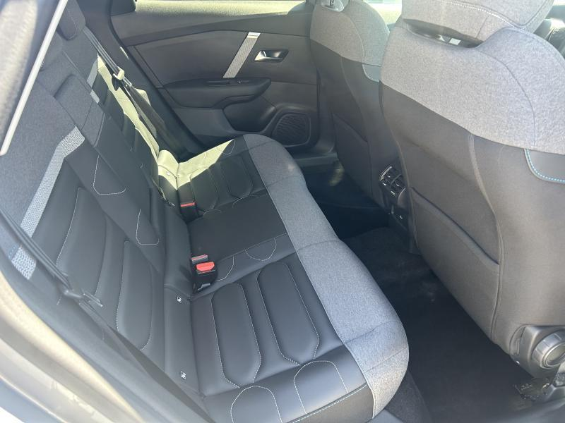 Citroen C4 5p — photo 7