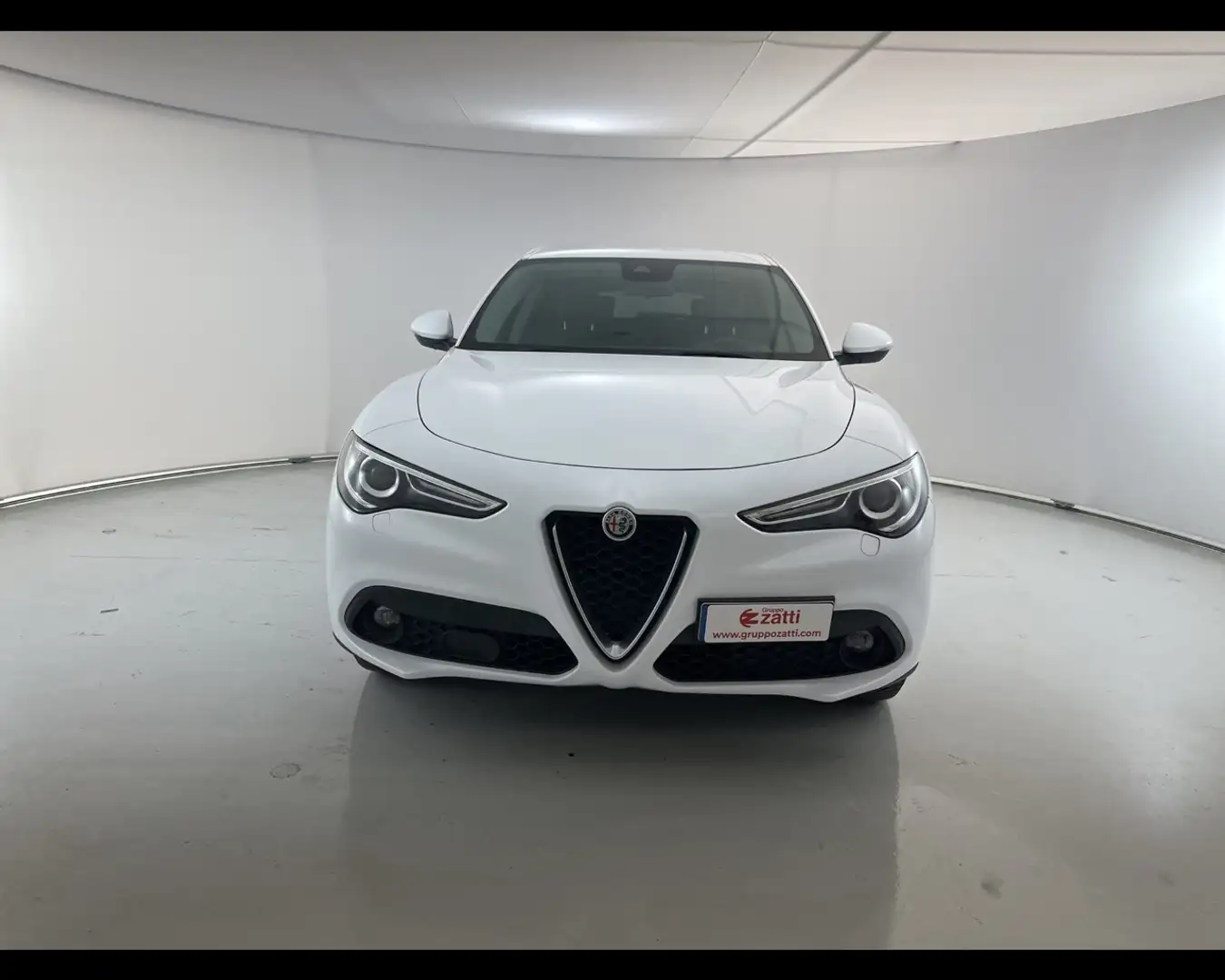 Alfa Romeo Stelvio 2.2 Turbo Super Blanc - 2