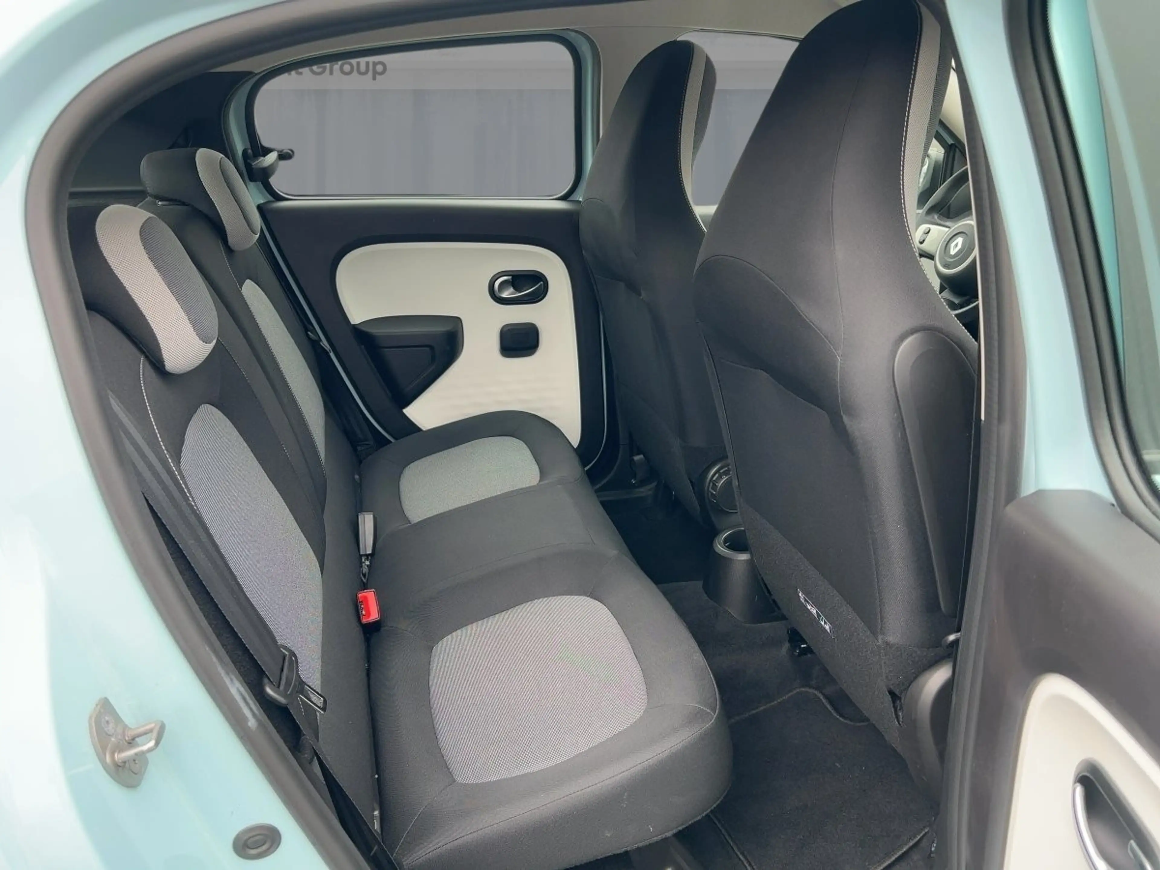 Renault Twingo EQUILIBRE SCe 65 SITZHEIZUNG — photo 9