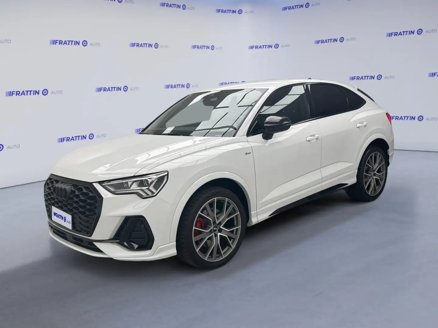 Audi Q3 SPB 45 TFSI quattro S tronic S line edition Bianco - 1