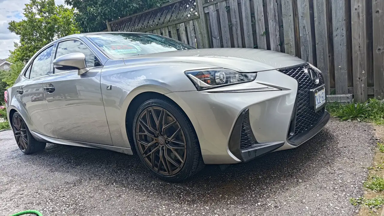2017 Lexus IS
