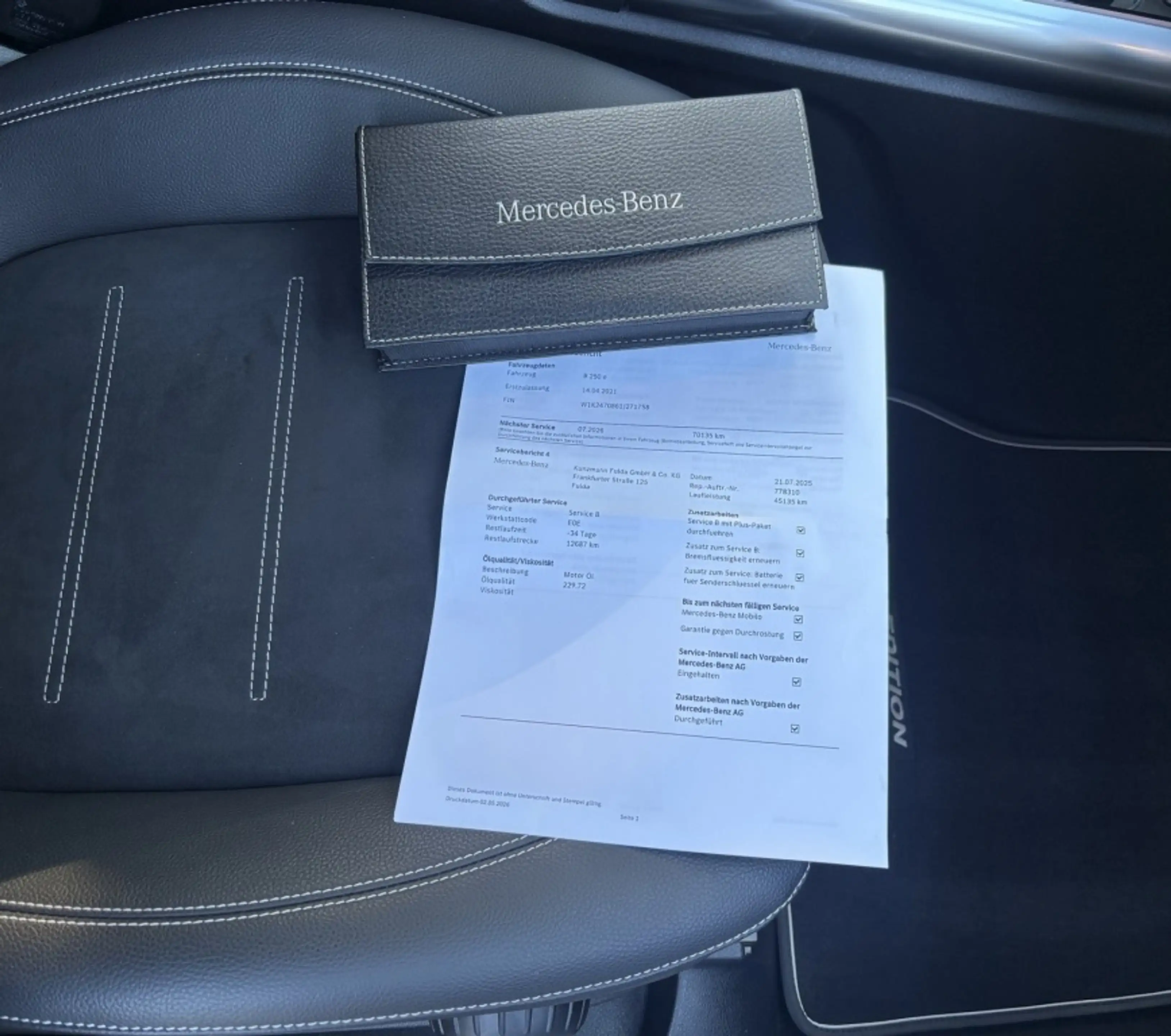 Mercedes-Benz B 250 250e AMG Line CAMERA / LED / DEALER O.H. — photo 21