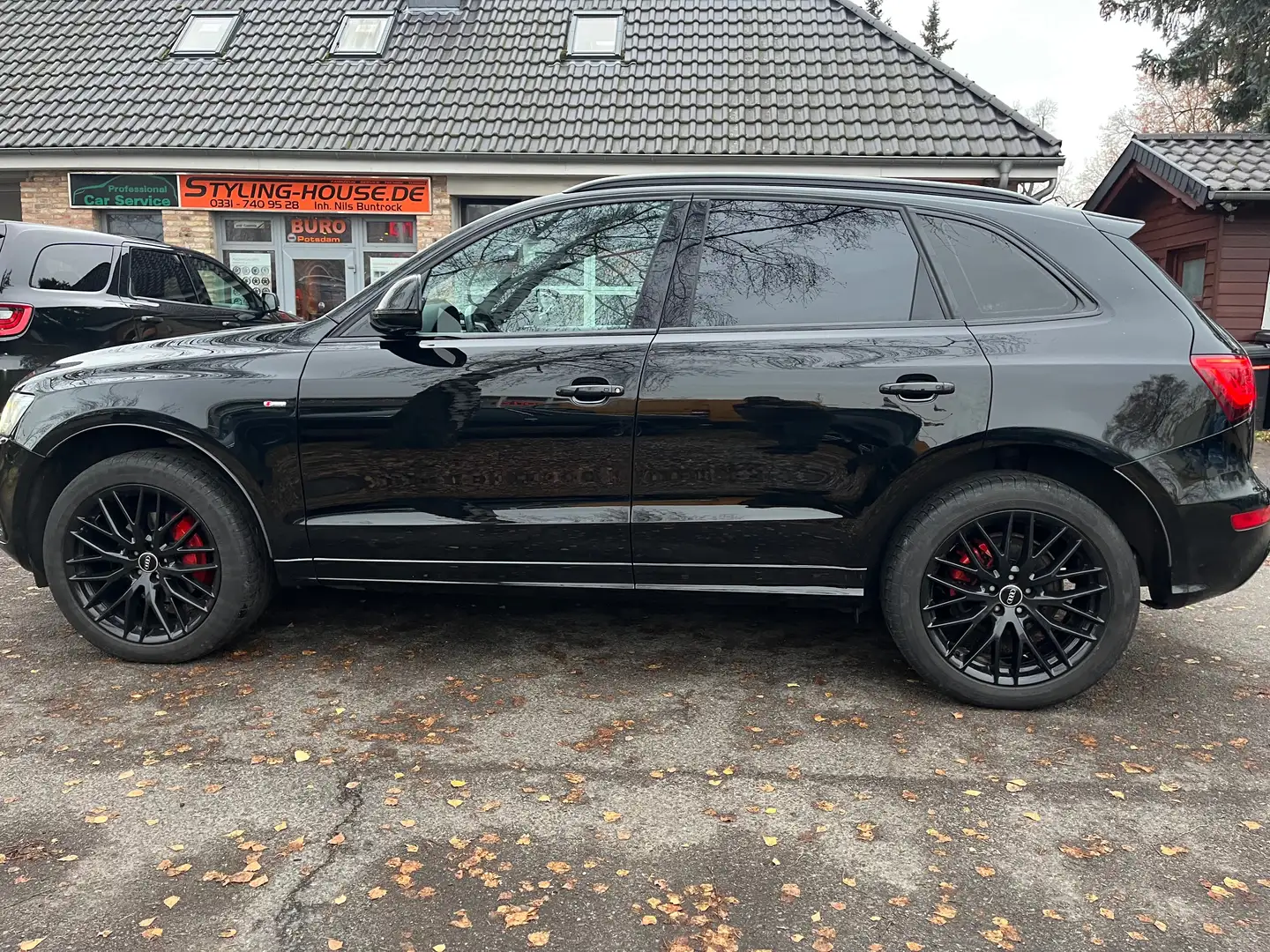 Audi Q5 2.0TDI quattro SLine Stronic 20Zoll Black Keyless Schwarz - 1