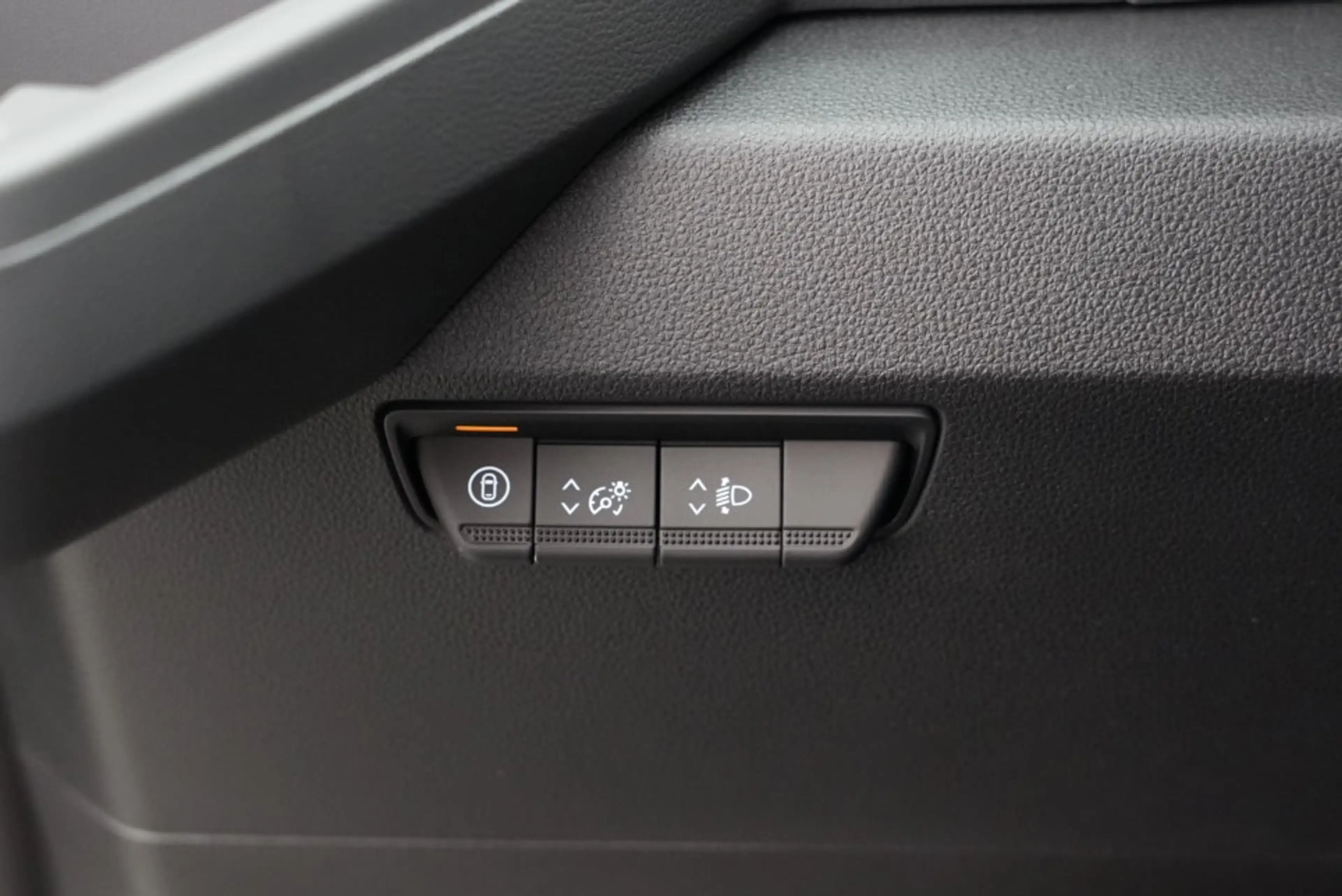Renault Master Red Trucks L2H2 170 pk Automaat | CarPlay | Leder | Camera | Navi | Zetelverwarming — photo 15