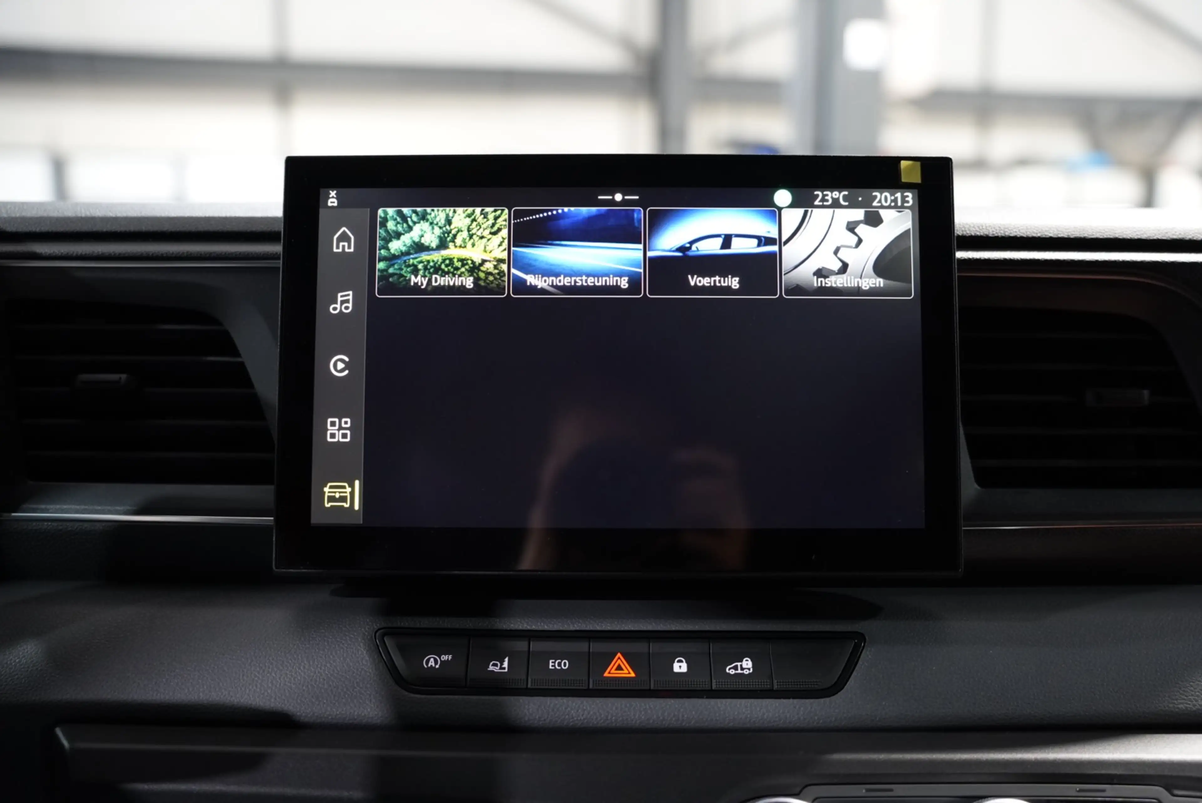 Renault Master Red Trucks L2H2 170 pk Automaat | CarPlay | Leder | Camera | Navi | Zetelverwarming — photo 30