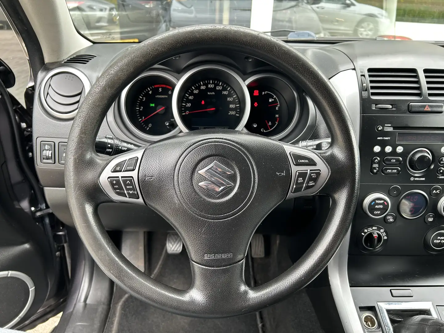 Suzuki Grand Vitara 1.9 Exclusive Trekhaak / Keyless / Clima / Stoelve - 2