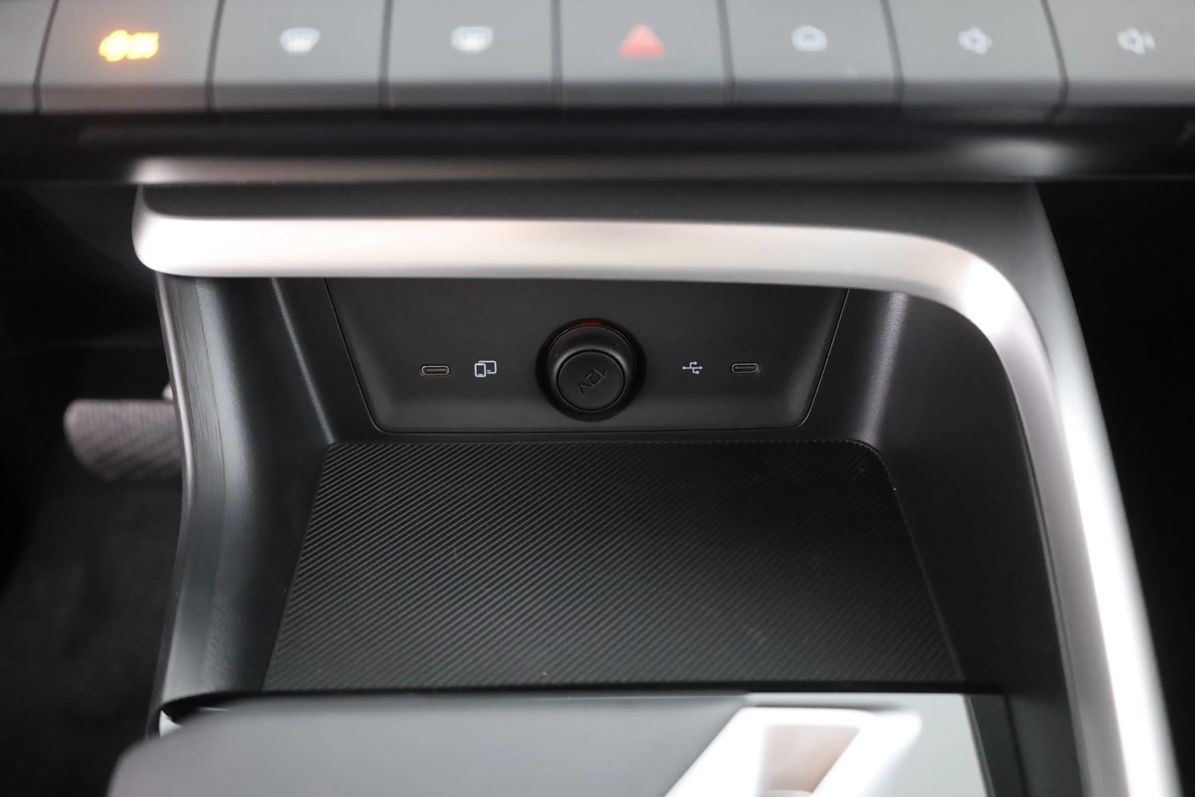 MG ZS 1.5 Hybrid Luxury Aut. LED ACC Navi 360° — photo 12