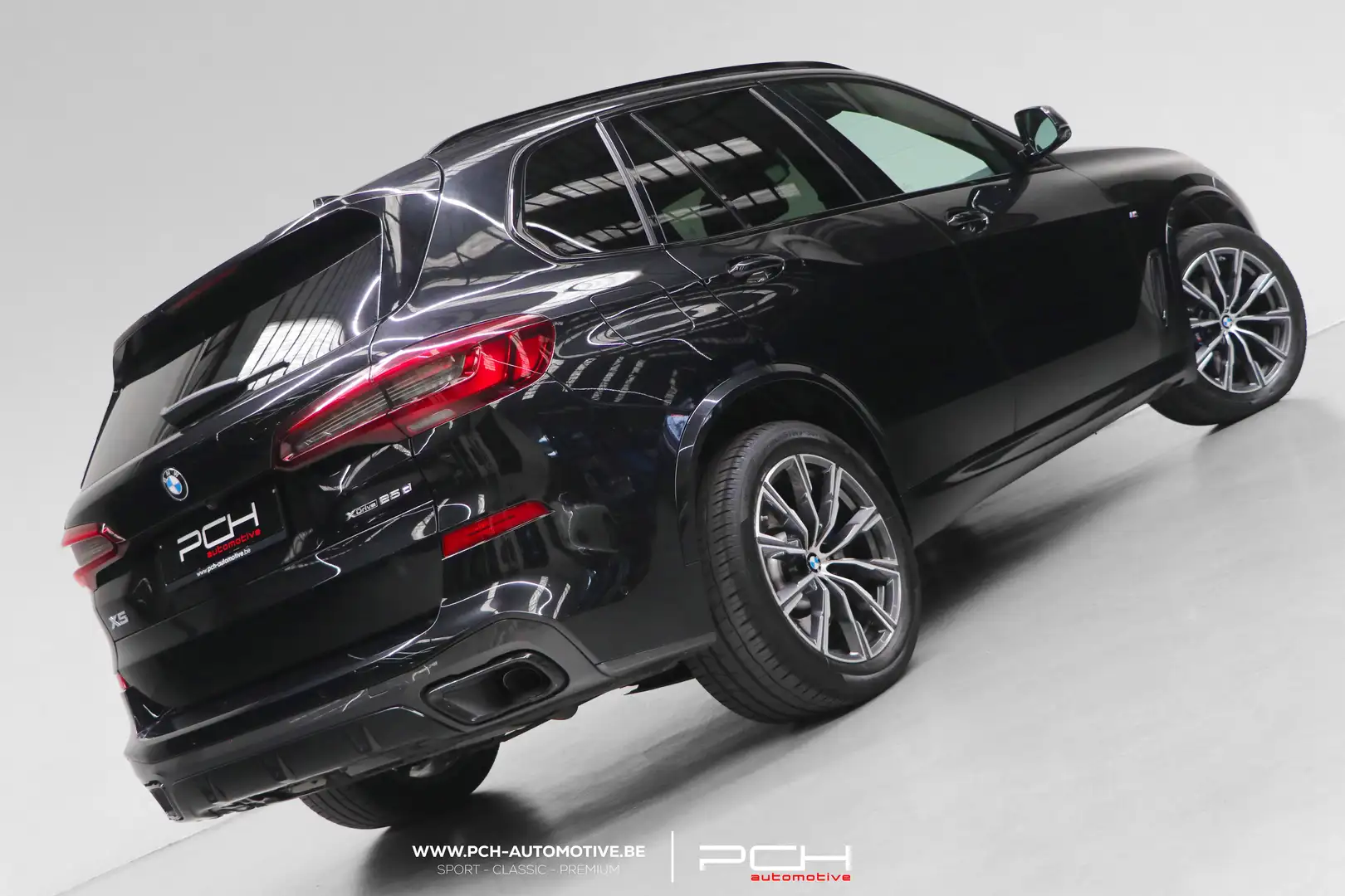 BMW X5 2.0d xDrive25 231cv Aut. - Pack M Sport - Noir - 2
