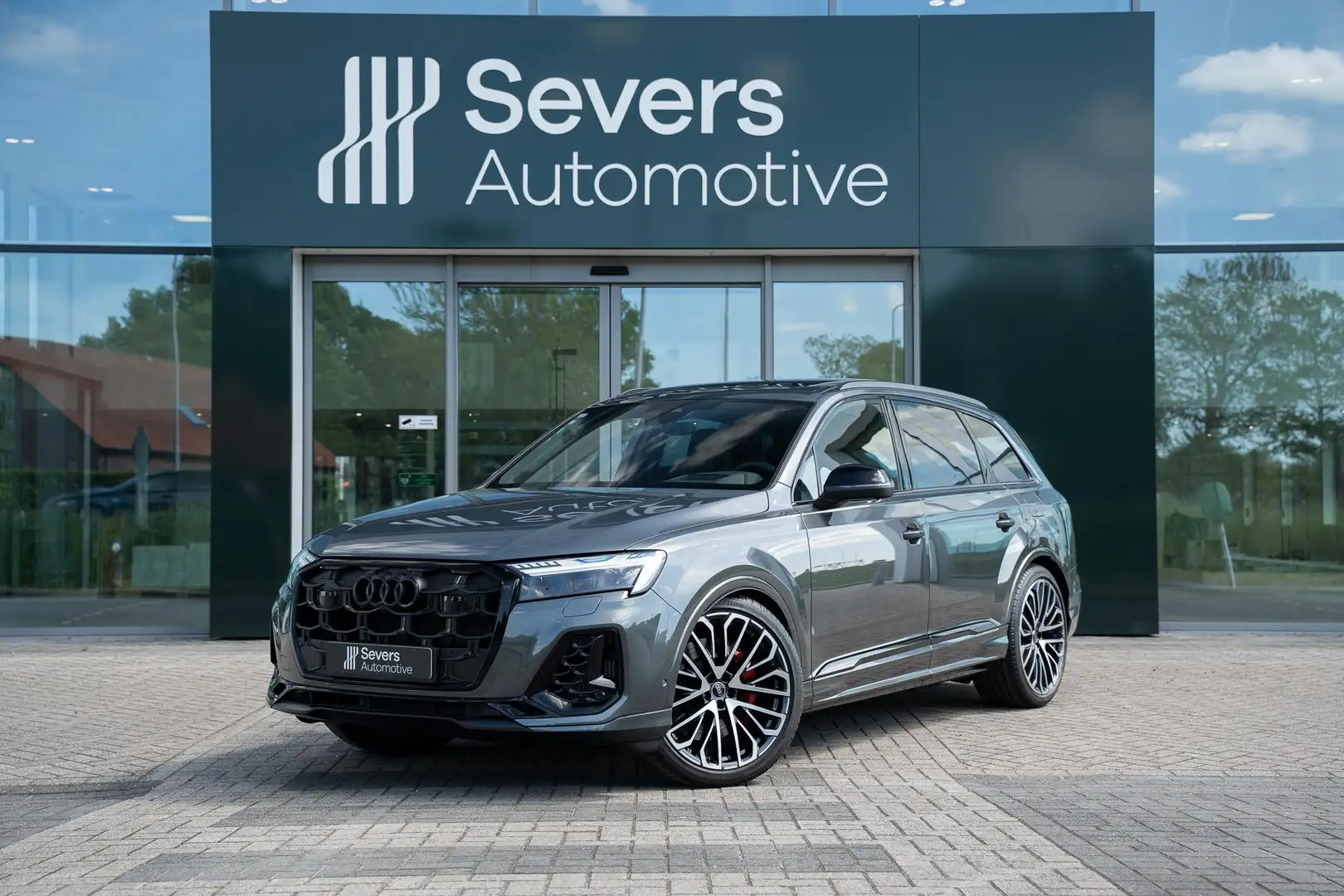 Audi Q7 60 TFSI e quattro Pro Line S Competition | Vierwie Grau - 1