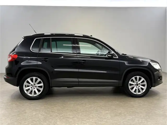 Volkswagen Tiguan view 7