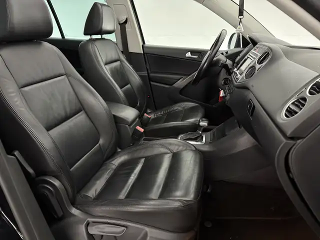 Volkswagen Tiguan view 14