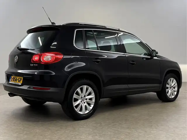 Volkswagen Tiguan view 11