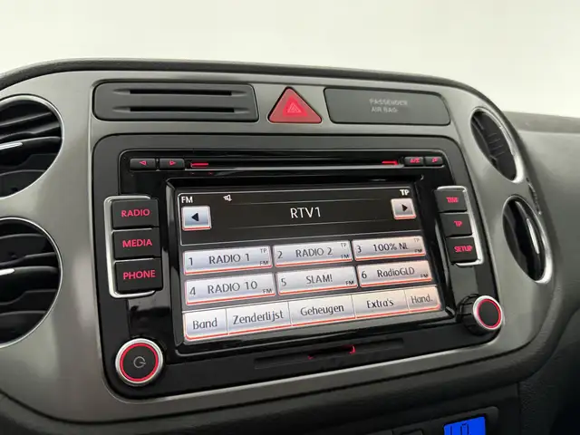 Volkswagen Tiguan view 18