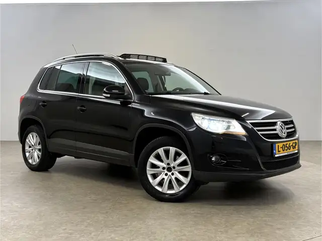 Volkswagen Tiguan view 9