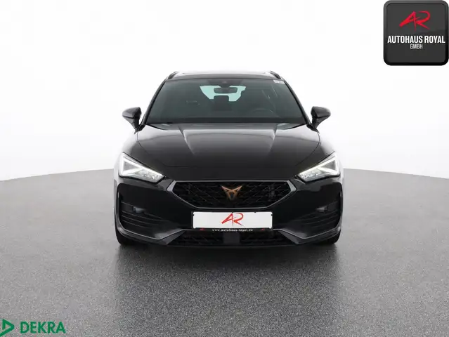 Cupra Leon view 8