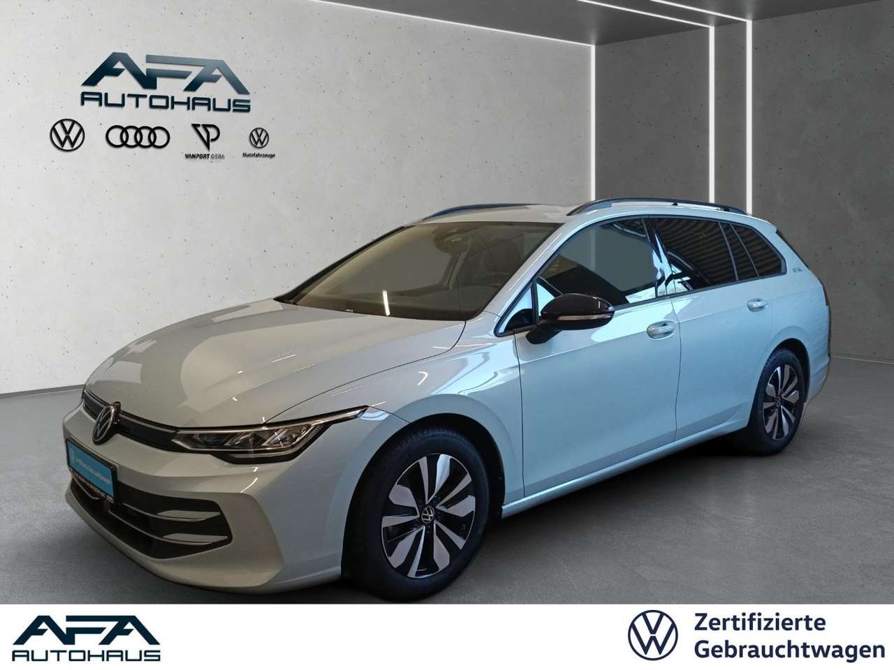 Volkswagen Golf 2025 — VIII Var. 1.5 eTSI GOAL DSG LED*RFK*ACC*APP