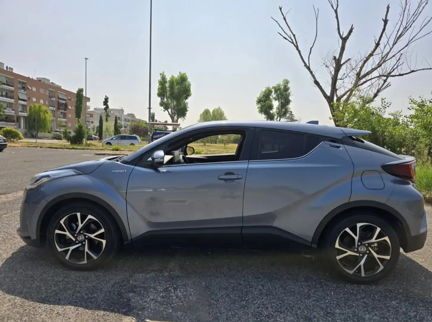Toyota C-HR 2.0h More Business e-cvt Grigio - 1