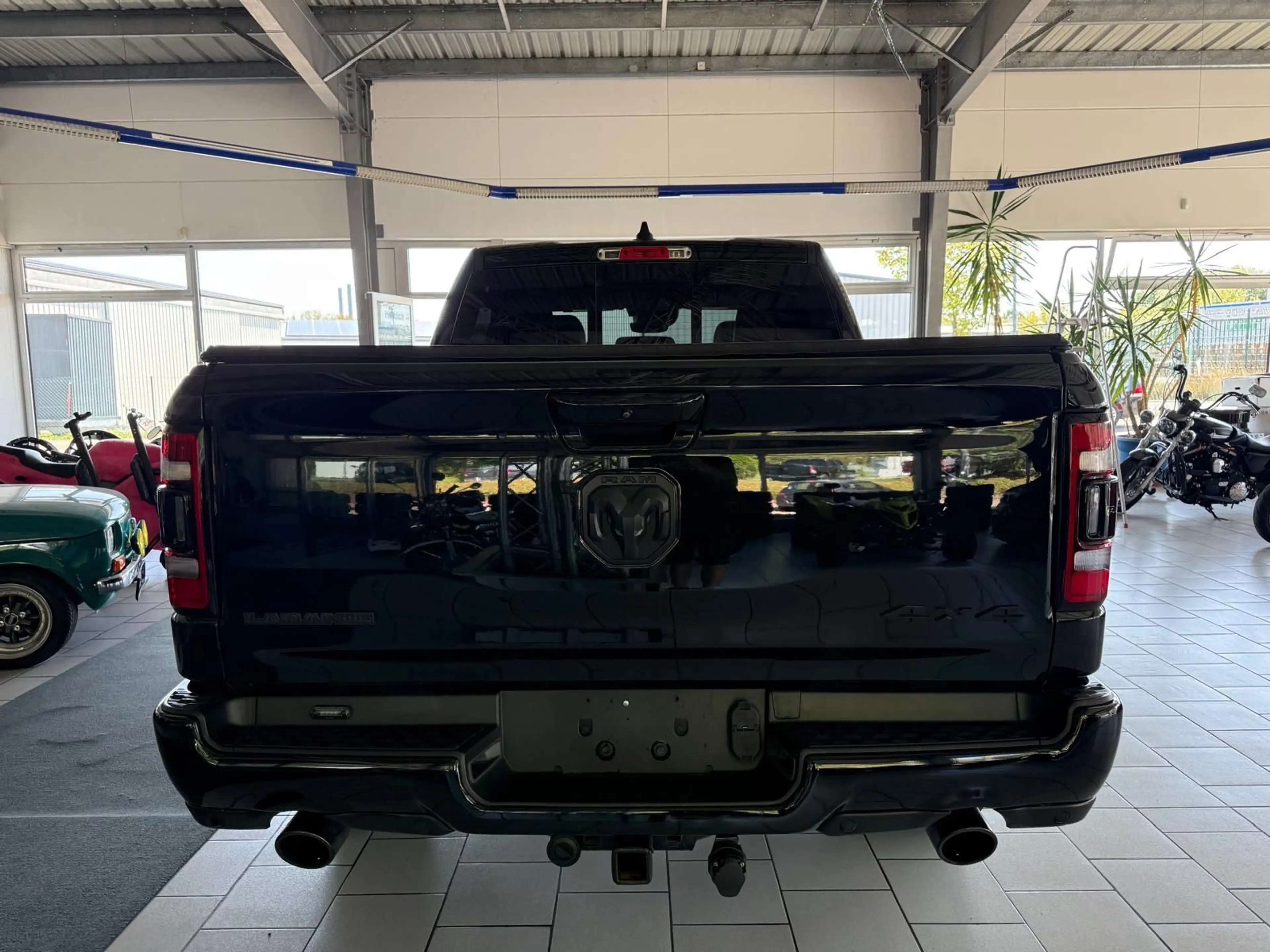Dodge RAM 5,7 LARAMIE CREWCAB 4x4 EU GAS LPG — photo 9