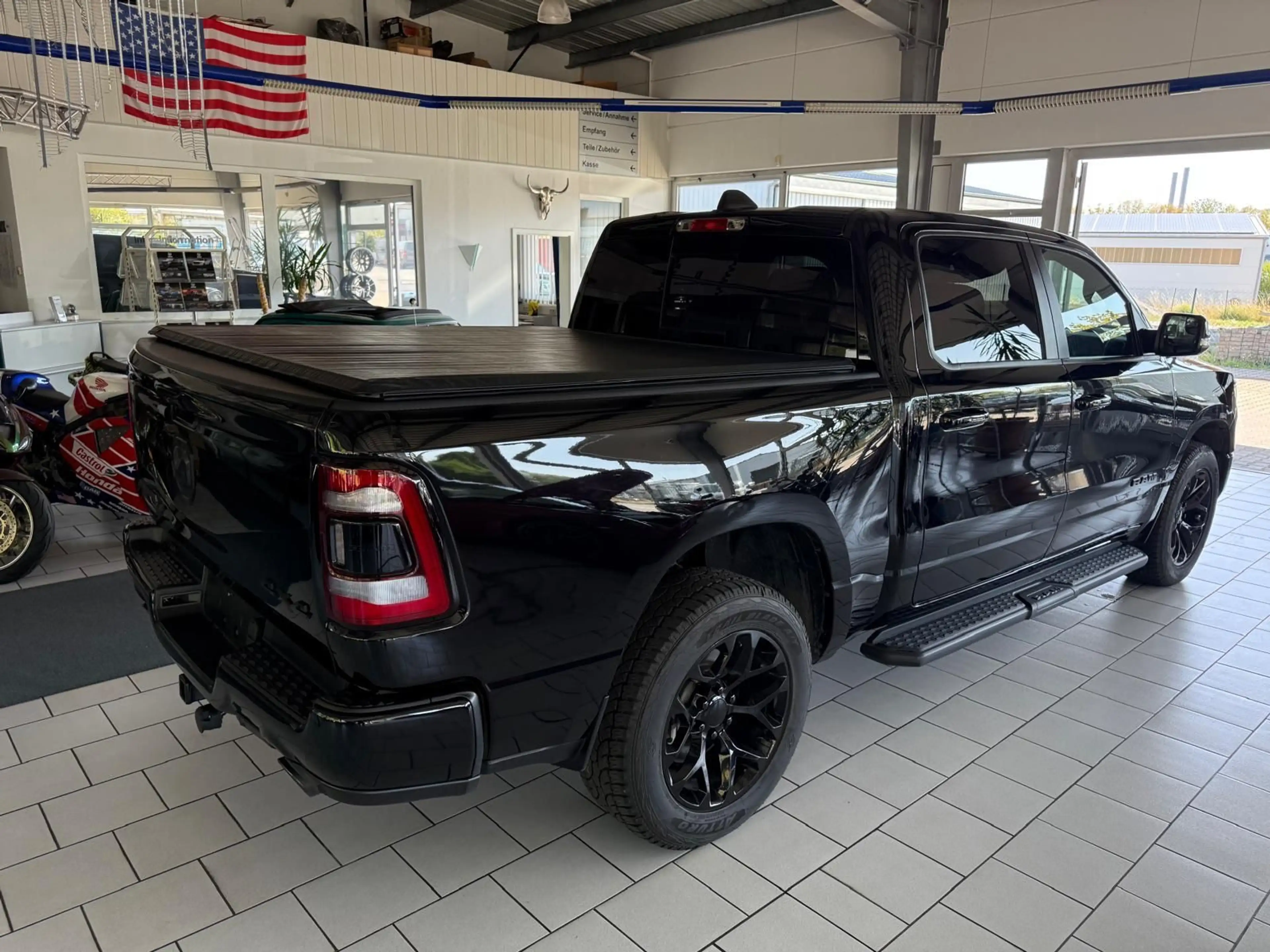 Dodge RAM 5,7 LARAMIE CREWCAB 4x4 EU GAS LPG — photo 7