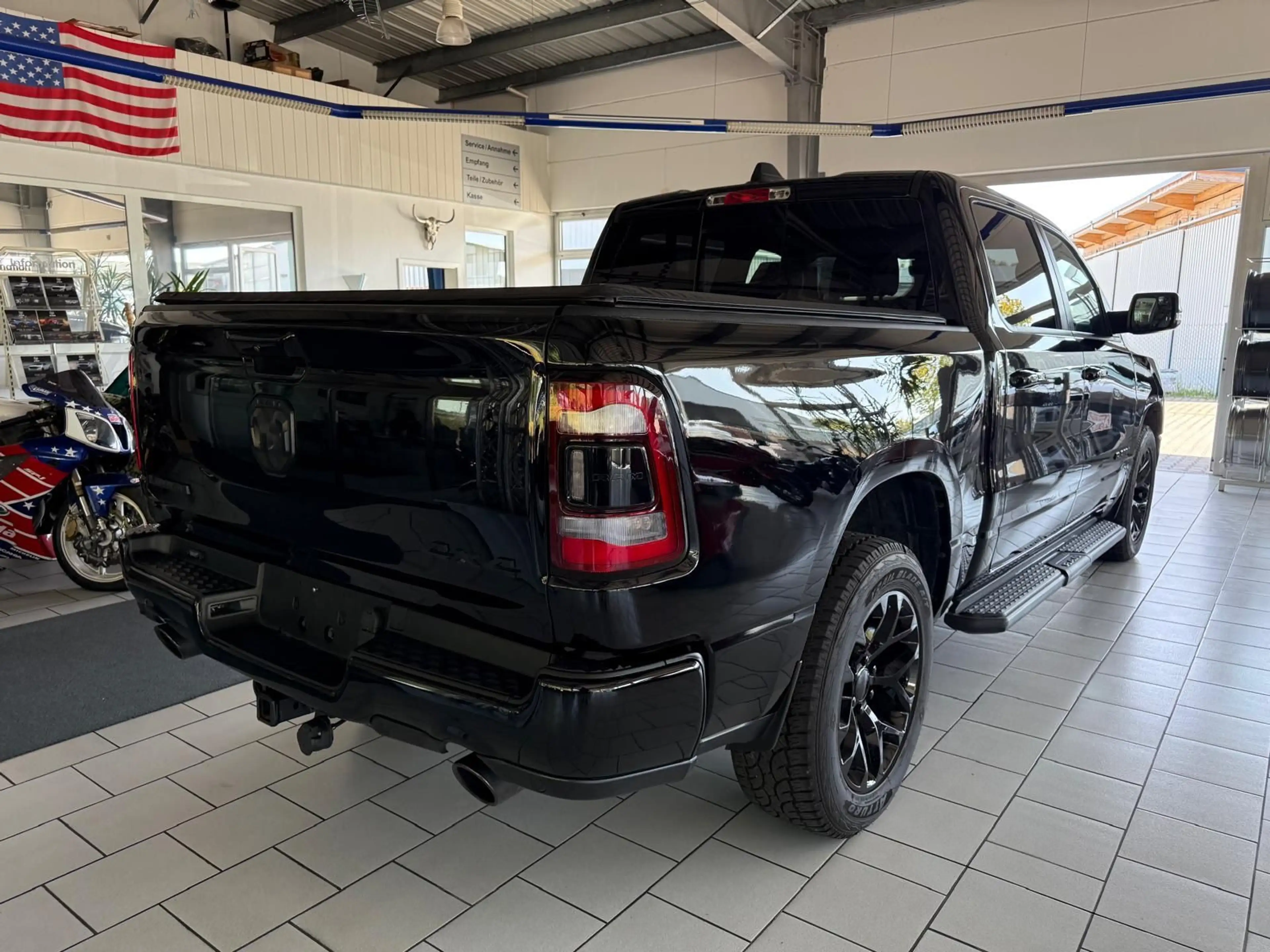 Dodge RAM 5,7 LARAMIE CREWCAB 4x4 EU GAS LPG — photo 8