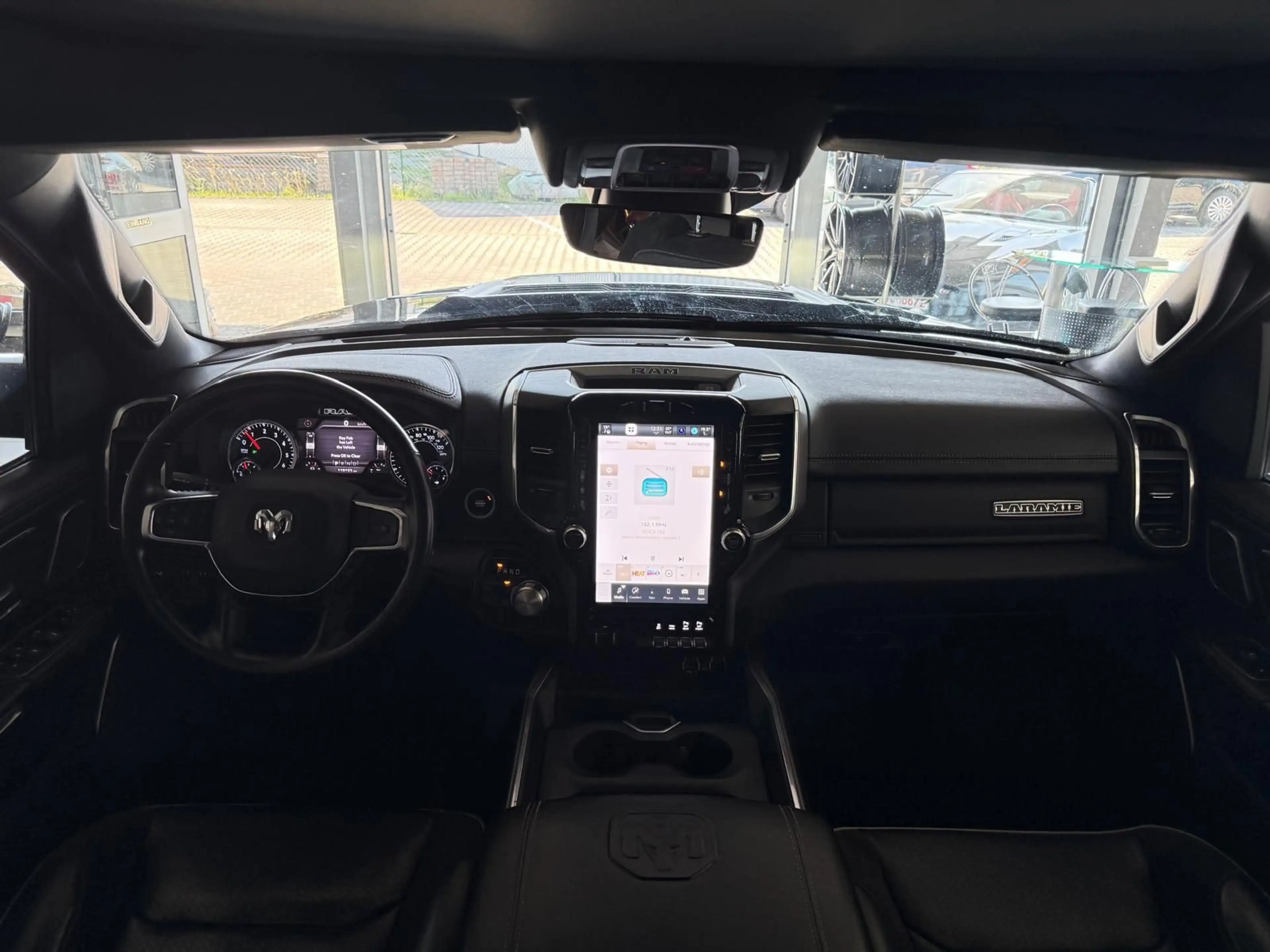 Dodge RAM 5,7 LARAMIE CREWCAB 4x4 EU GAS LPG — photo 14
