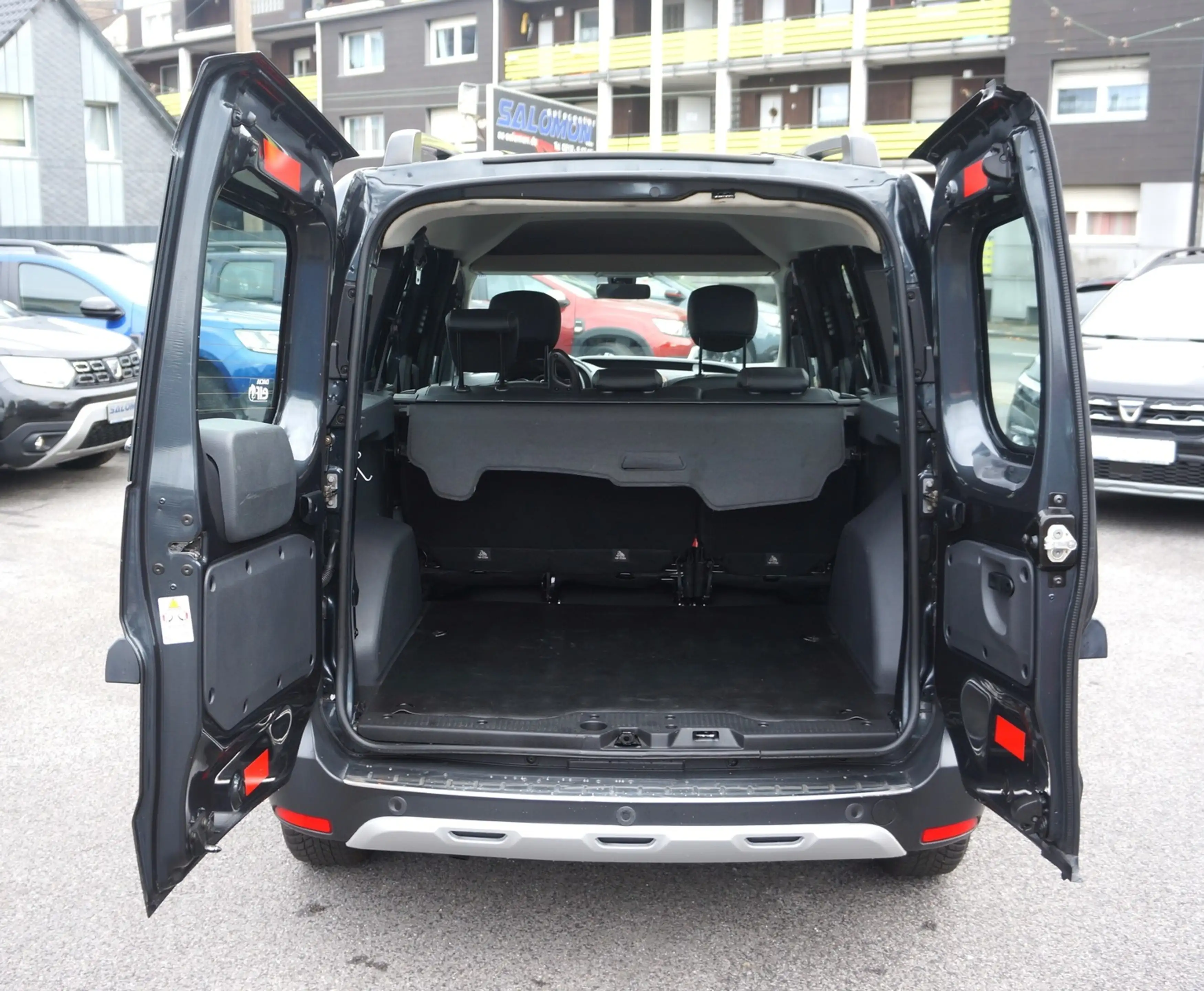 Dacia Dokker Stepway 1.6 LPG*NAVI+CAM KLIMA*PDC* abn. — photo 11