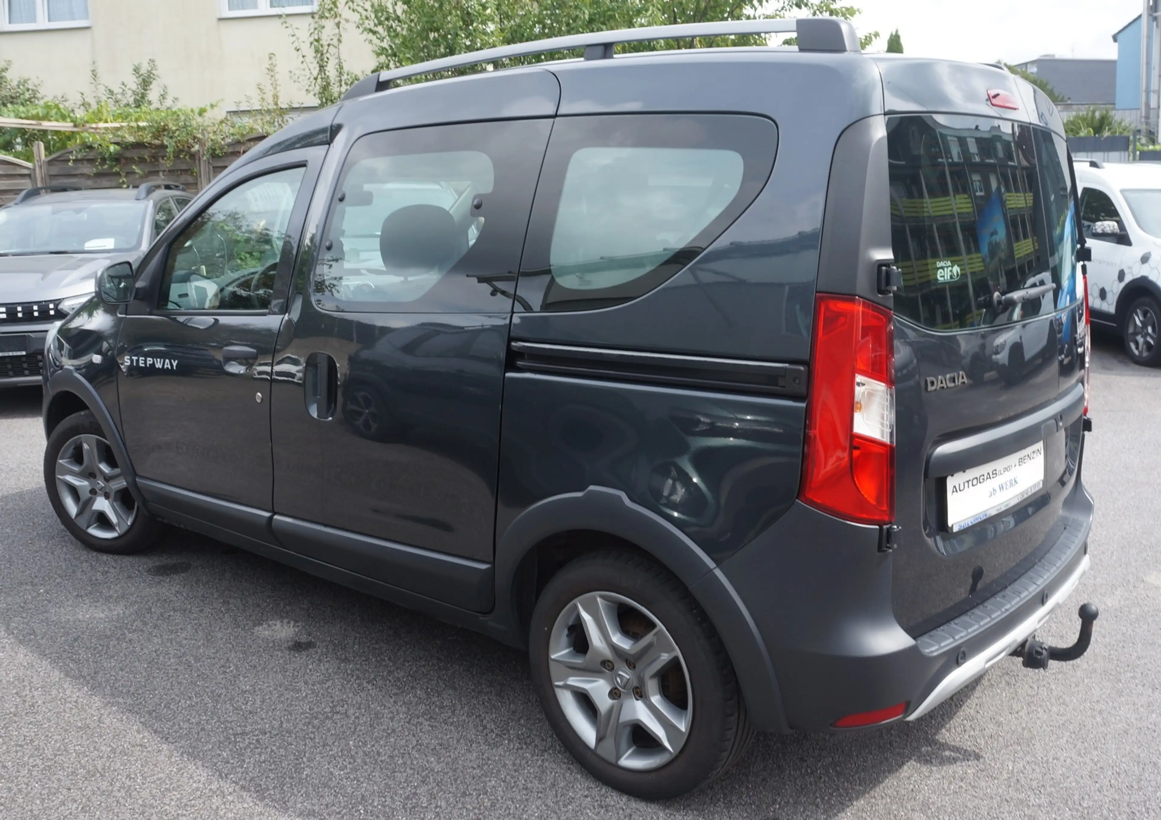 Dacia Dokker Stepway 1.6 LPG*NAVI+CAM KLIMA*PDC* abn. — photo 4