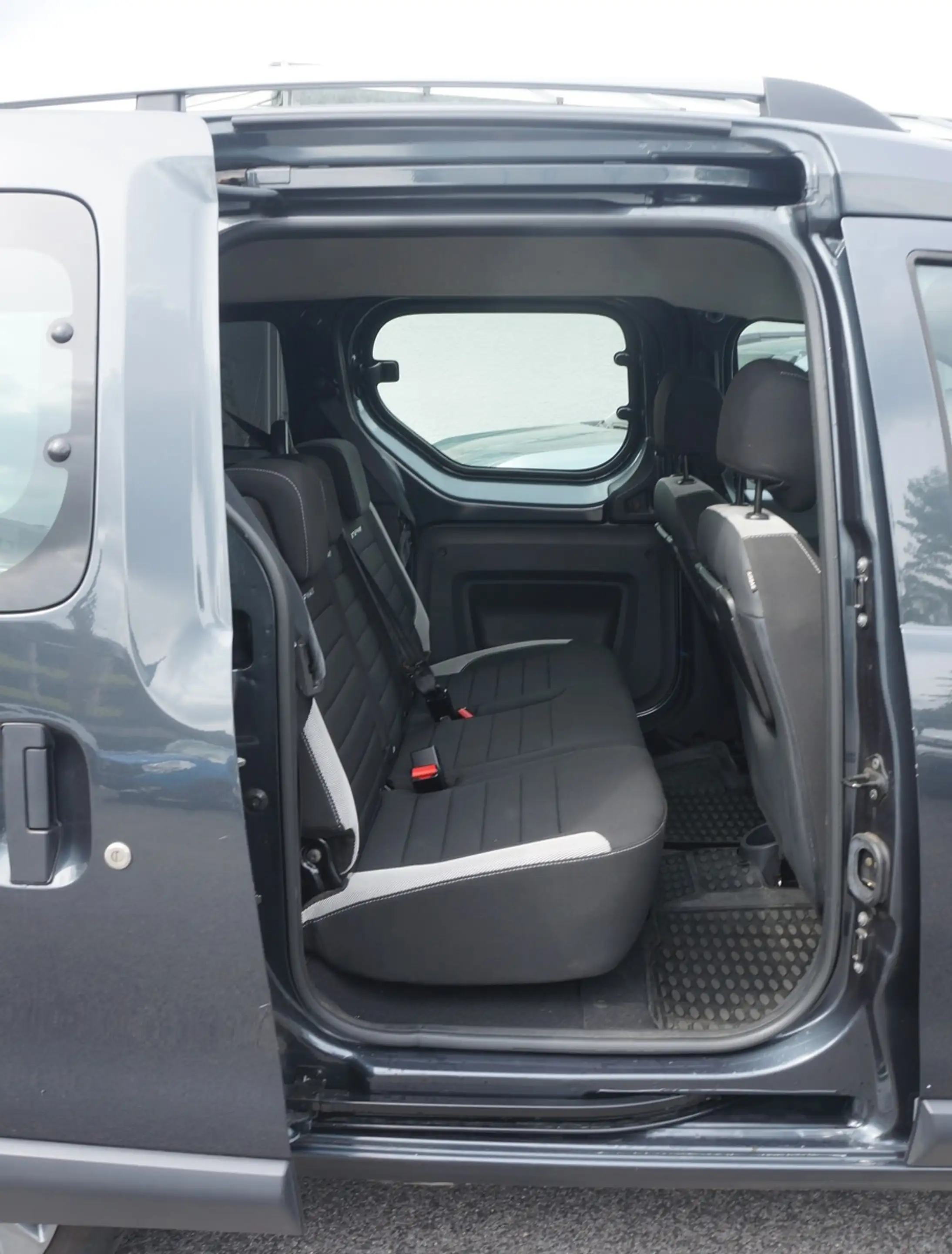 Dacia Dokker Stepway 1.6 LPG*NAVI+CAM KLIMA*PDC* abn. — photo 15