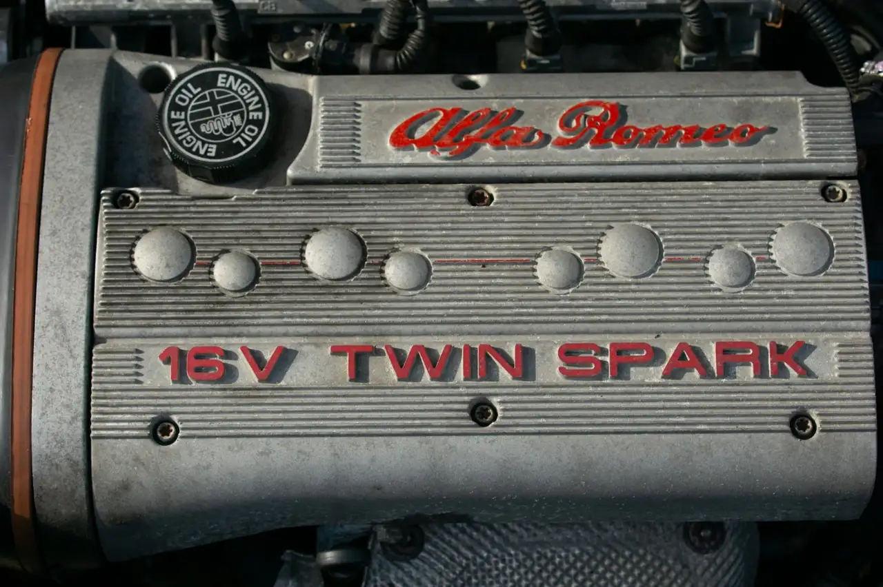 Alfa Romeo GTV 2.0 Twin Spark 16V, foto 10