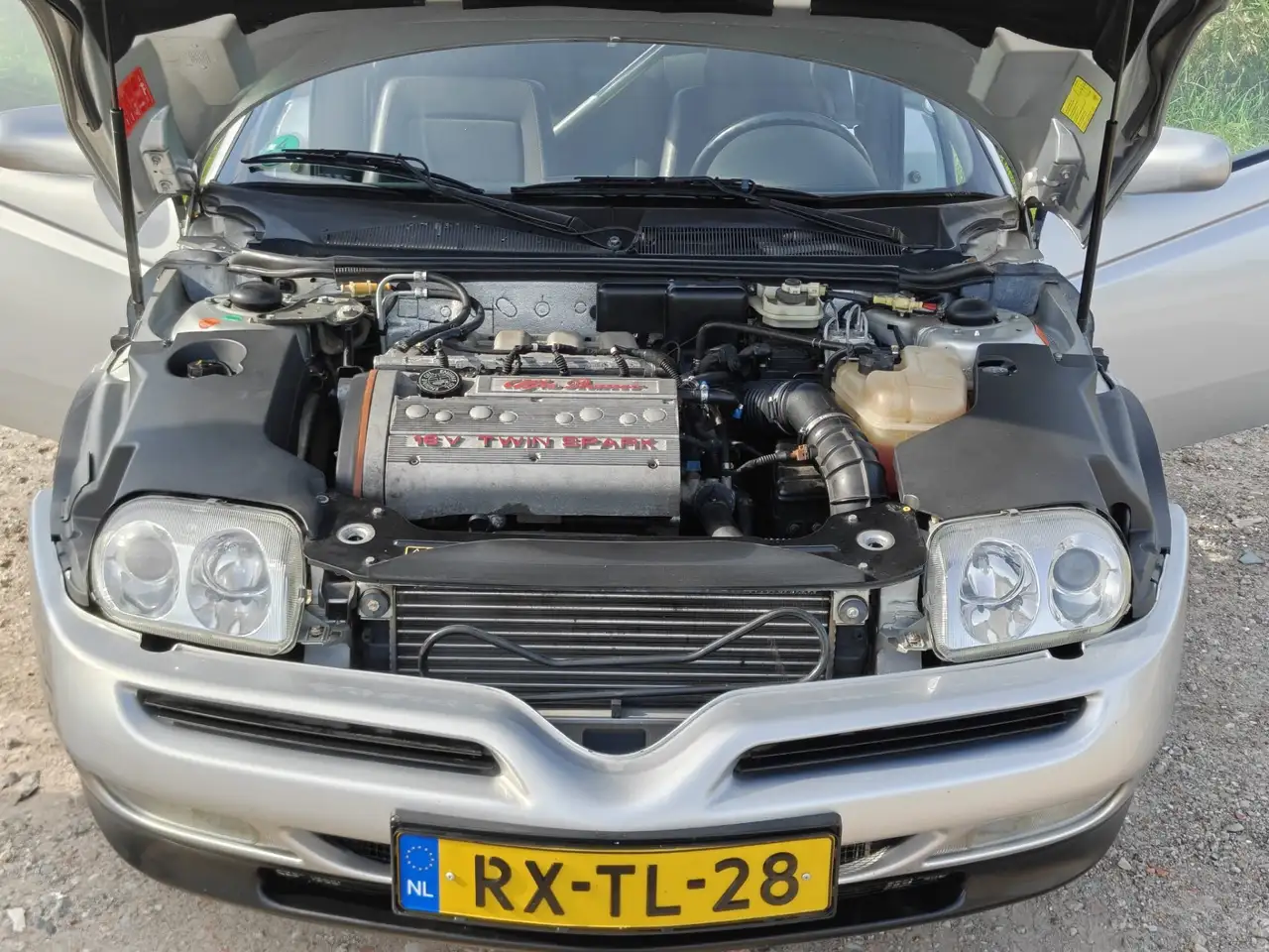 Alfa Romeo GTV 2.0 Twin Spark 16V, foto 9