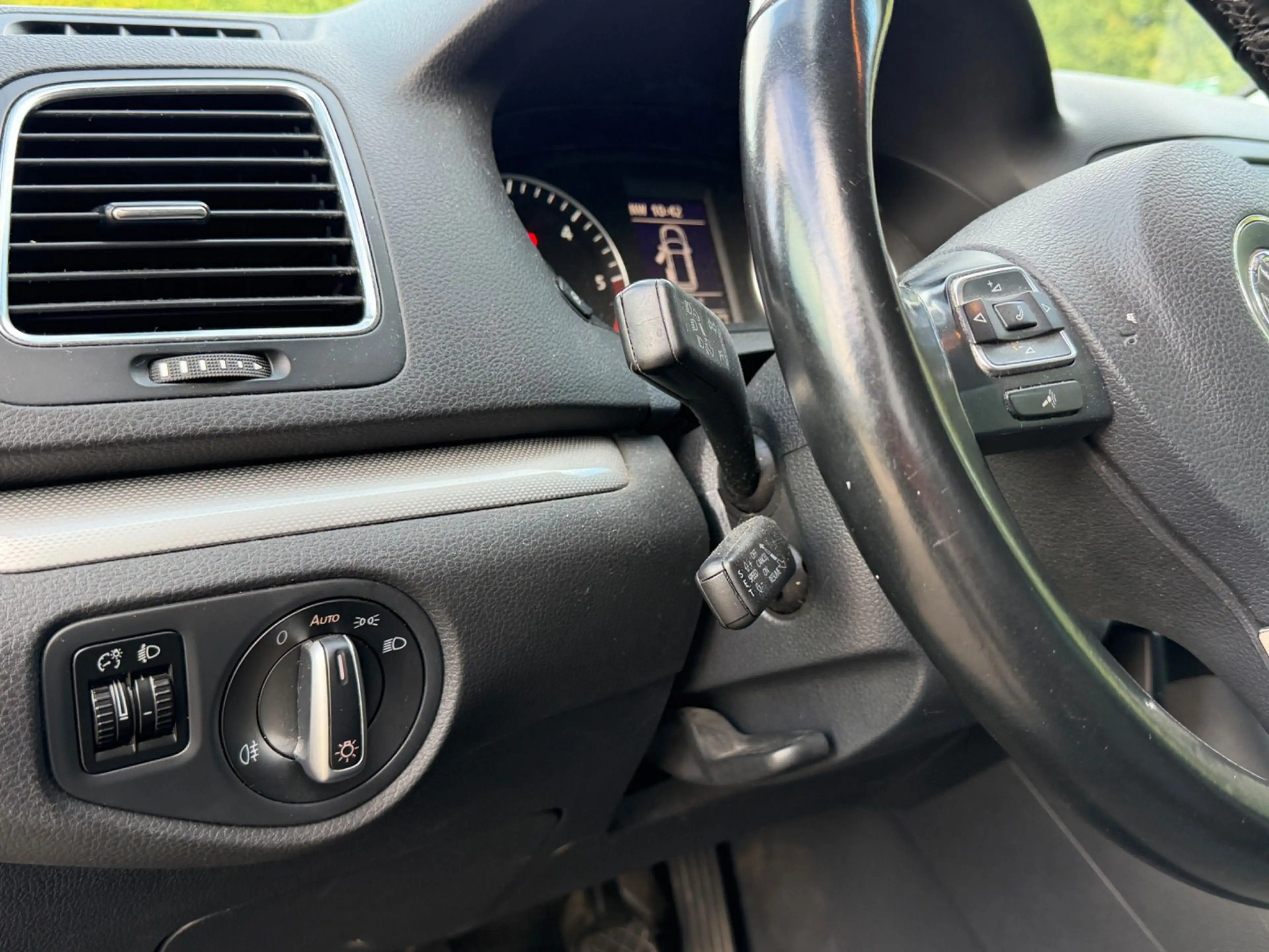 Volkswagen Sharan 2.0 TDI BMT Comfortline 7-Sitzer Navi Klima 1.Han — photo 12