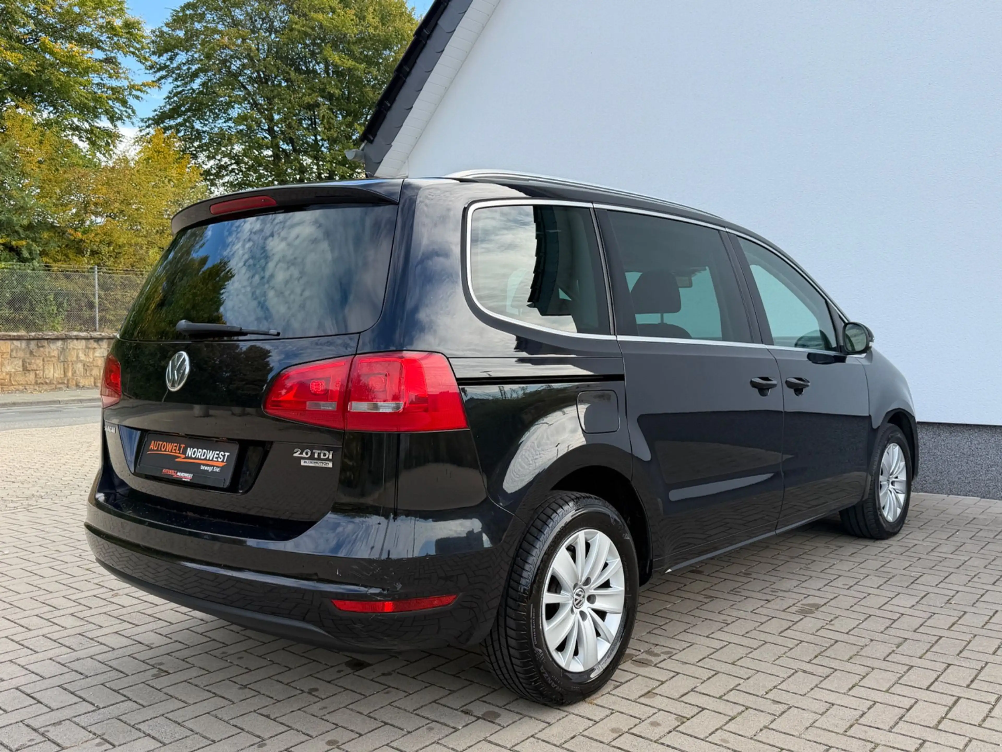 Volkswagen Sharan 2.0 TDI BMT Comfortline 7-Sitzer Navi Klima 1.Han — photo 8