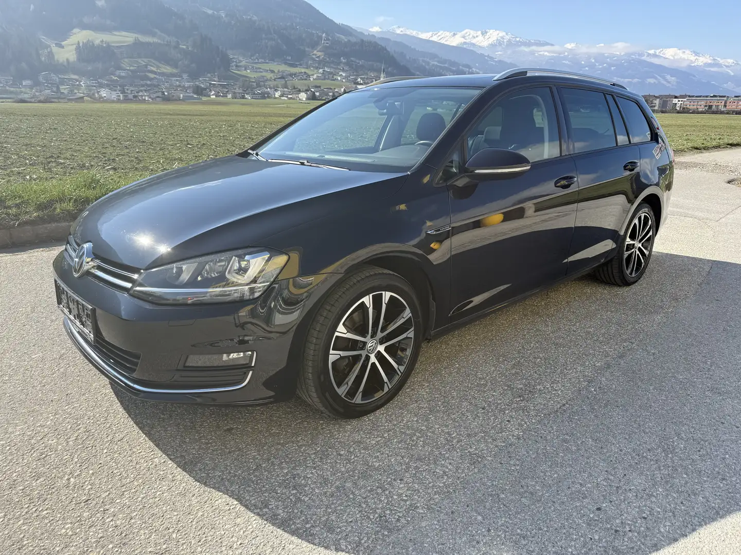 Volkswagen Golf Variant Lounge 2,0 TDI - 1