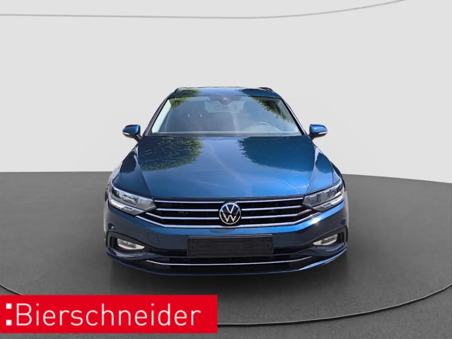 Volkswagen Passat Variant 2.0 TDI DSG Business AHK ACC LED Blau - 2