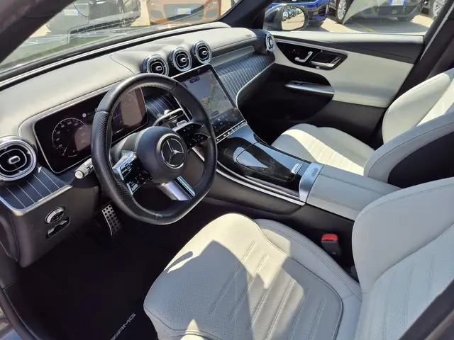 Mercedes-Benz GLC view 6