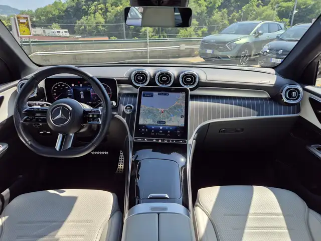 Mercedes-Benz GLC view 8