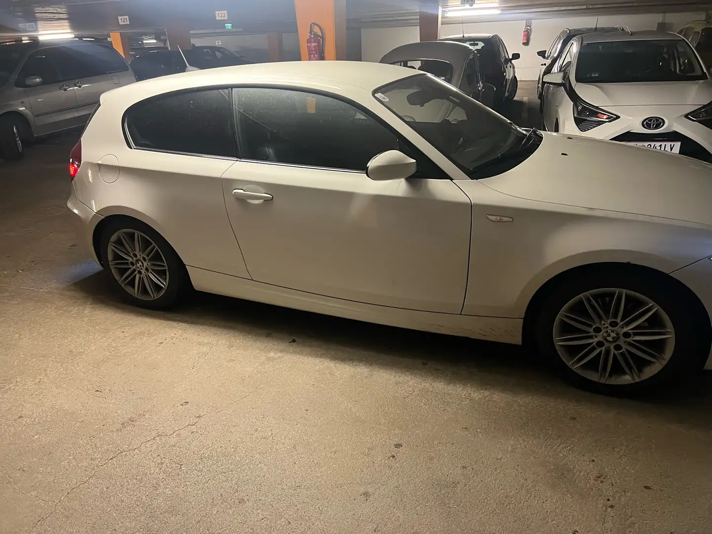 BMW 118 118d M-paket Weiß - 2