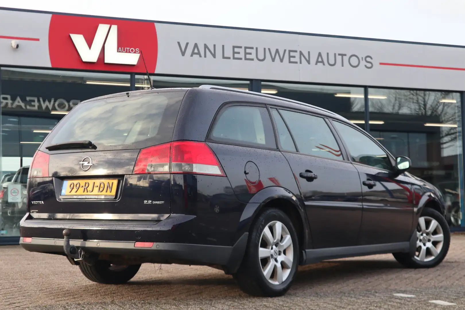 Opel Vectra Wagon 2.2-16V V-Line | Automatische Airco | Navi | Grijs - 2