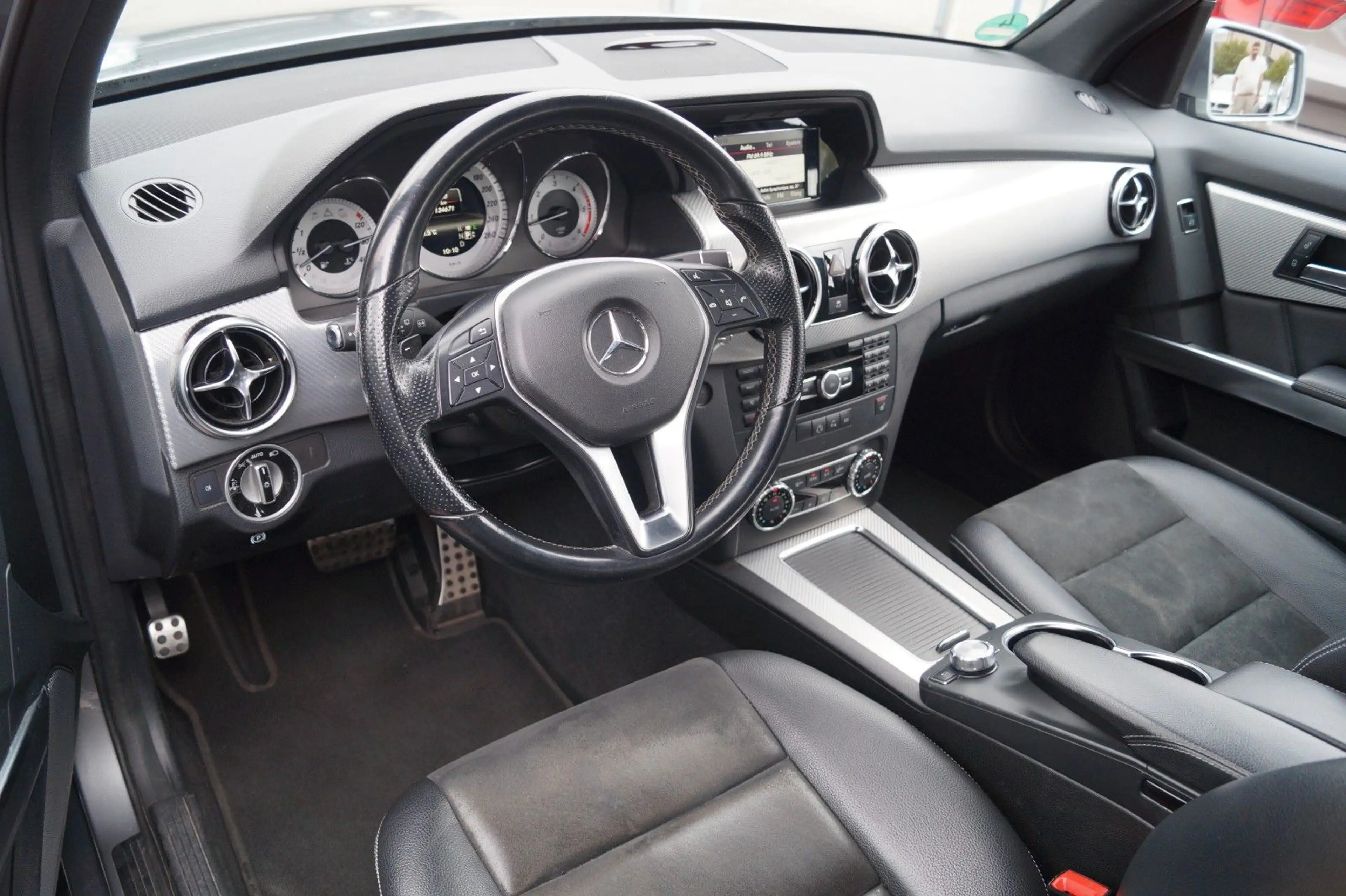 Mercedes-Benz GLK 250 CDI BlueTec 4Matic 7G-Tronic AMG-Line 2H — photo 9