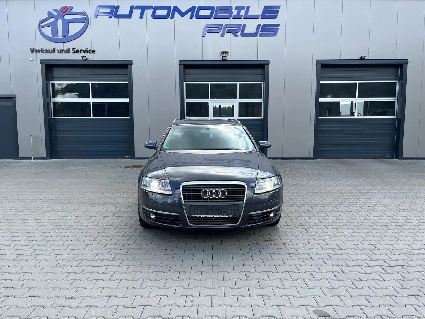 Audi A6 Avant 2.0 TFSI Grau - 1