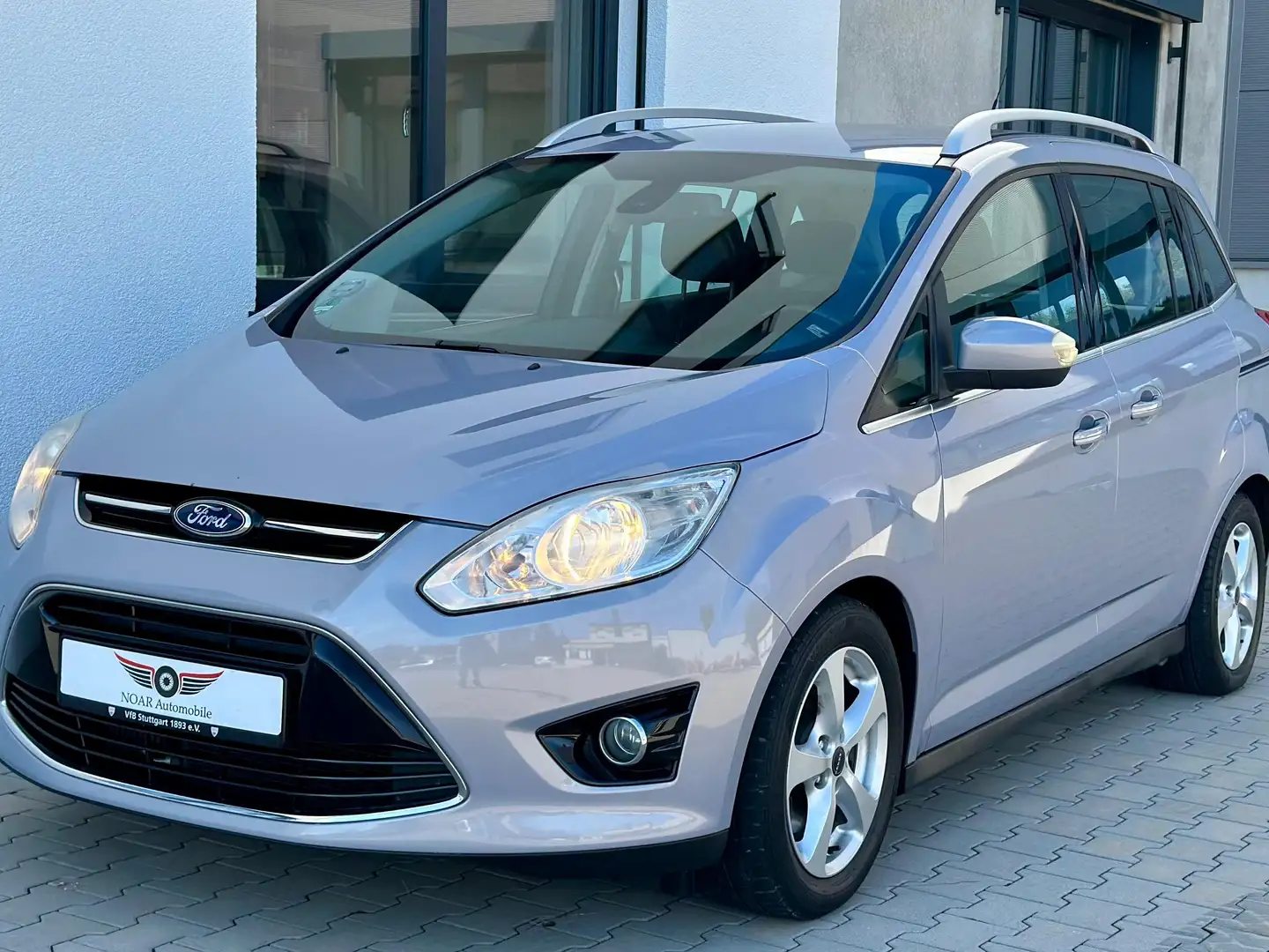 Ford Grand C-Max Titanium+7SITZER+PDC+KAMERA Grau - 2