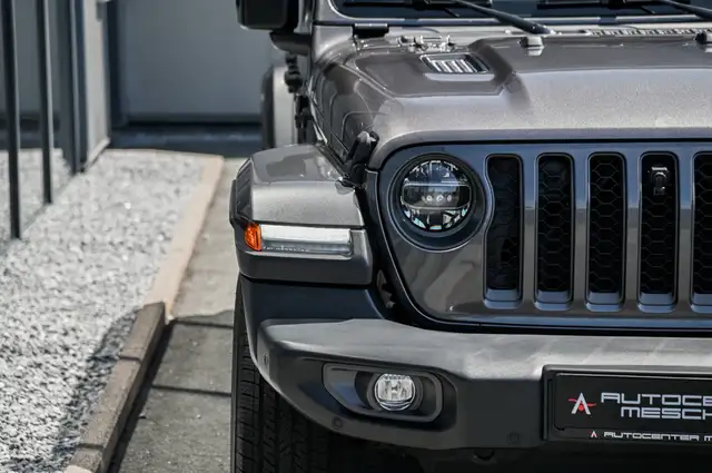 Jeep Wrangler view 27